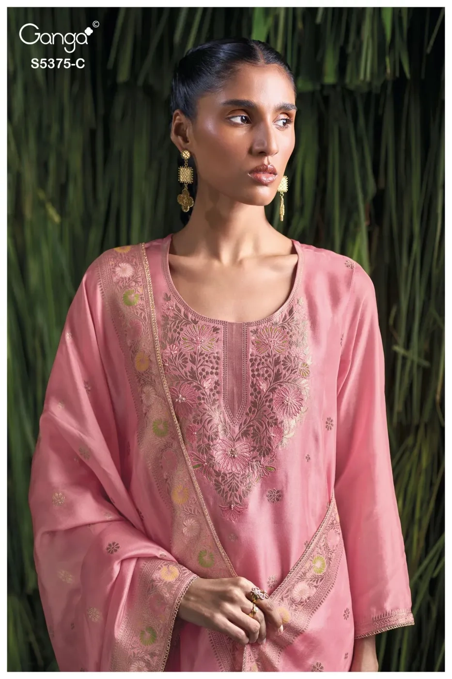 Ganga-Ruvana
S5375(Rs.2280 per piece: total 4 piece) 7