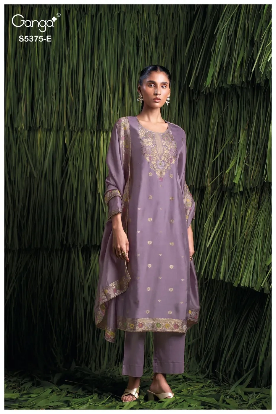Ganga-Ruvana
S5375(Rs.2280 per piece: total 4 piece) 12