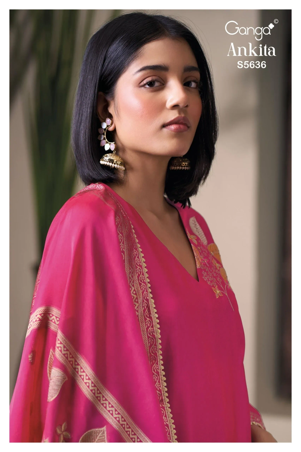Ganga-Ankita
S5636(Rs.2280 per piece: total 4 piece) 7