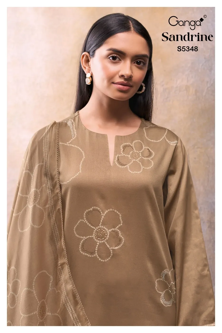 Ganga-Sandrine
S5348(Rs.1760 per piece: total 4 piece) 3