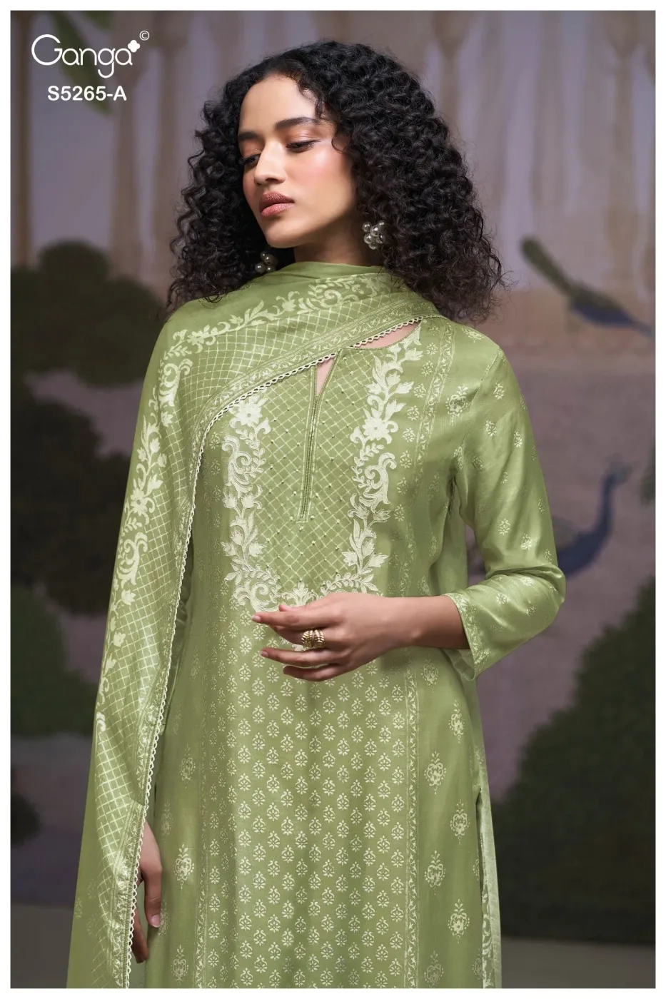 Ganga-Ghena
S5265(Rs.1795 per piece: total 4 piece) 4