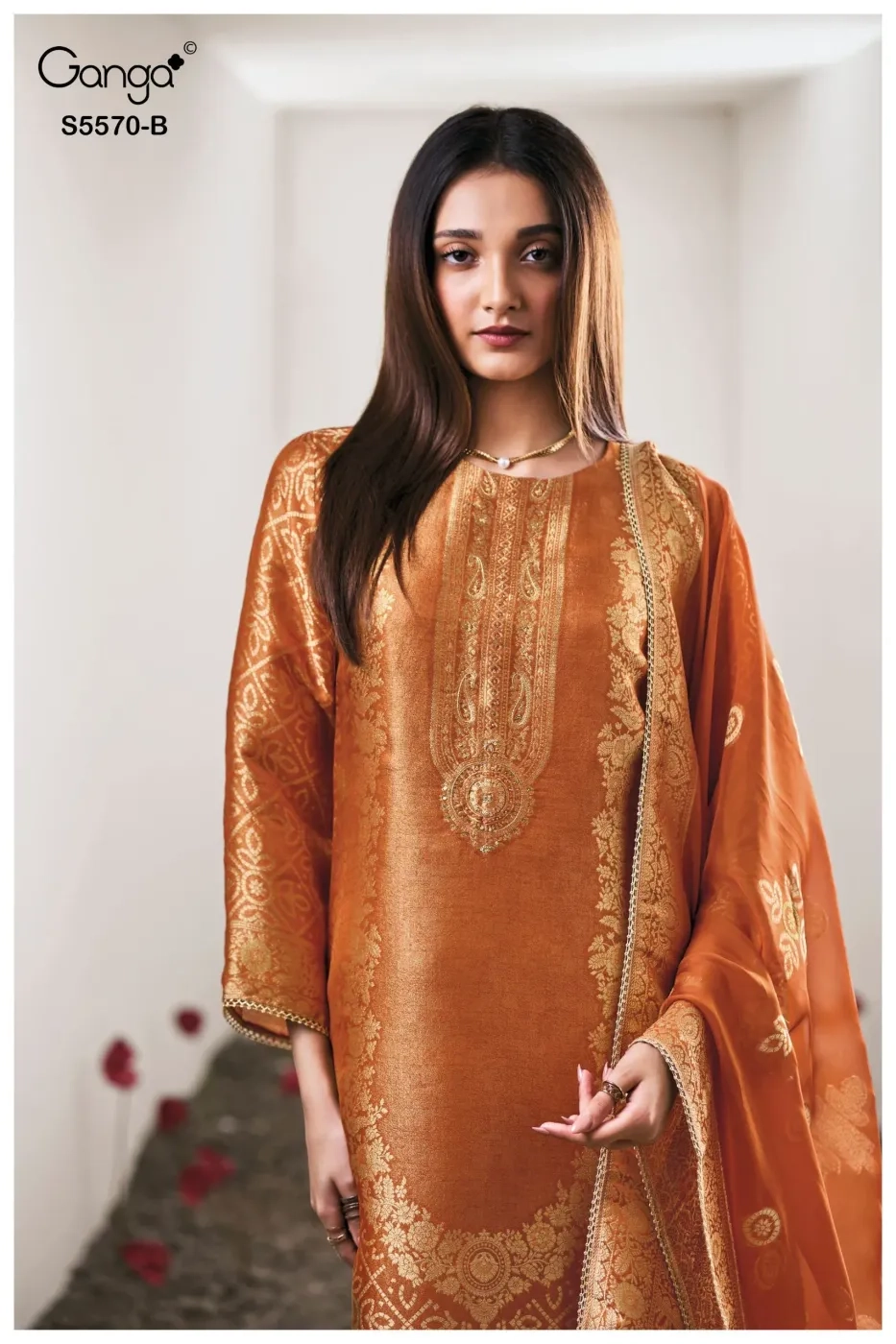 Ganga-Mairya
S5570(Rs.2820 per piece: total 4 piece) 5