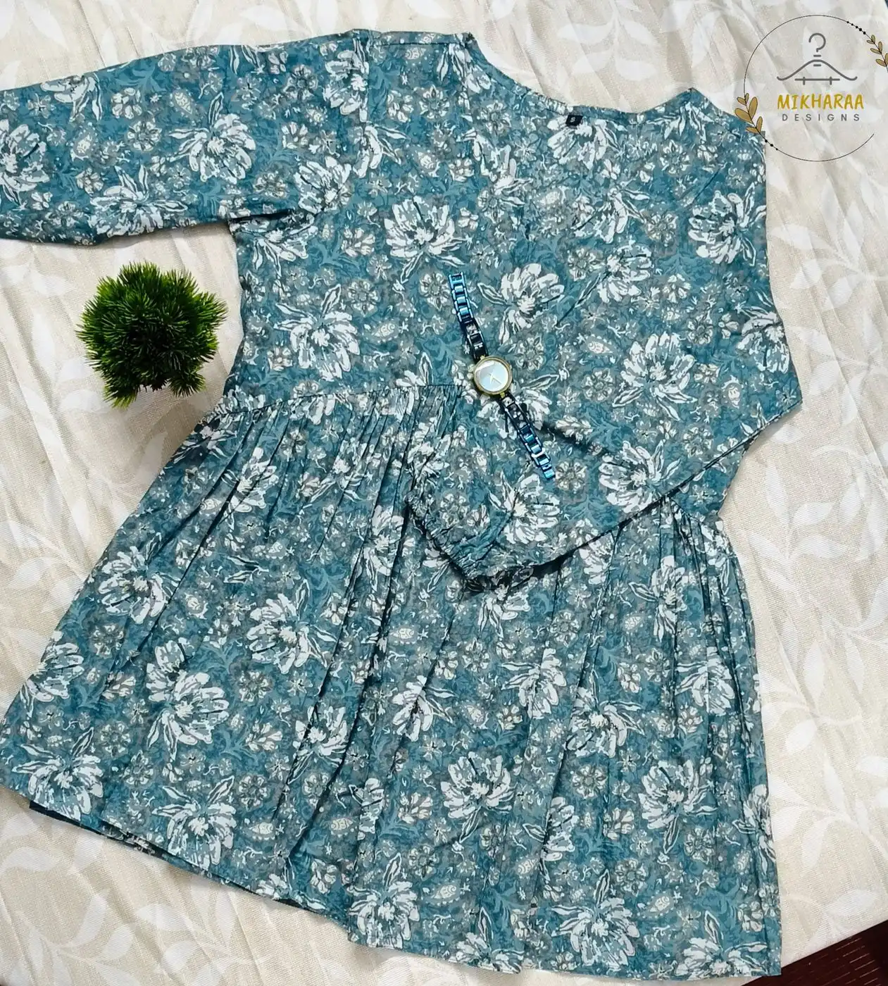 Floral Peplum Charm 1