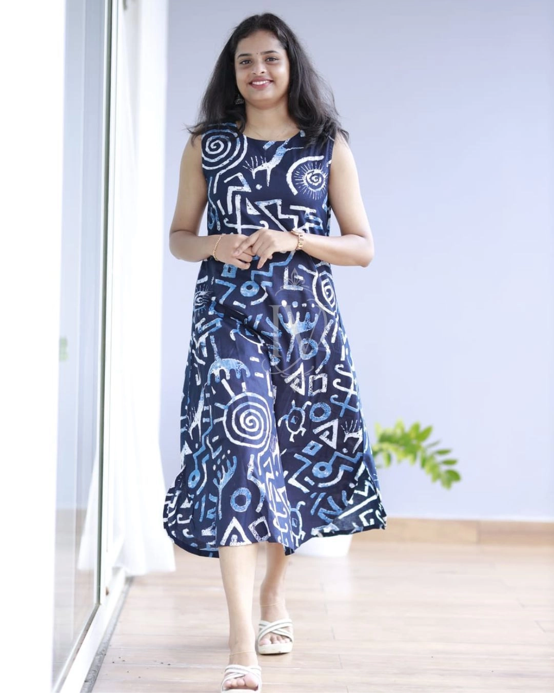 Timeless Elegant Indigo Print Dress 1