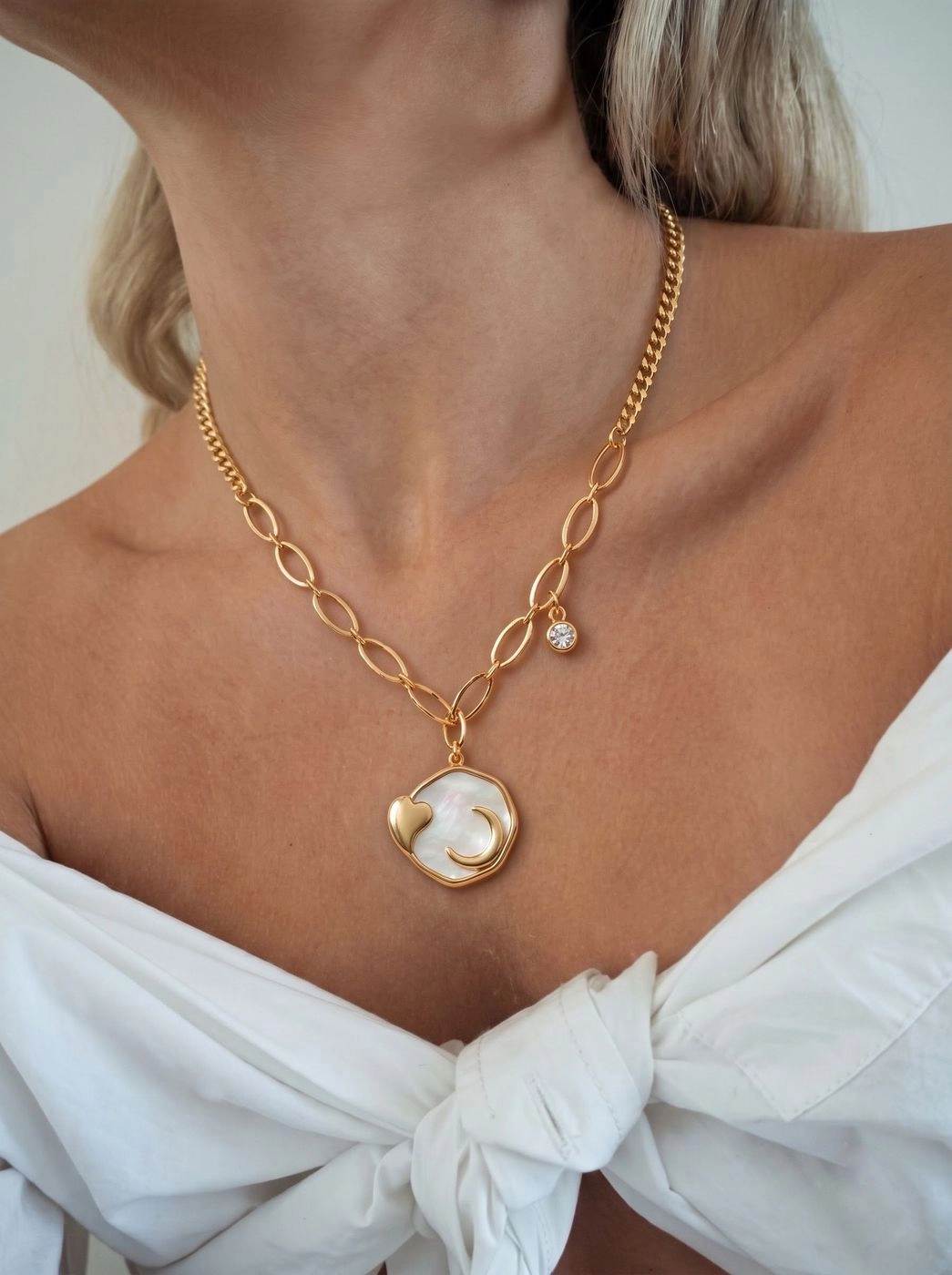 ETERNITY MOON CHARM 2