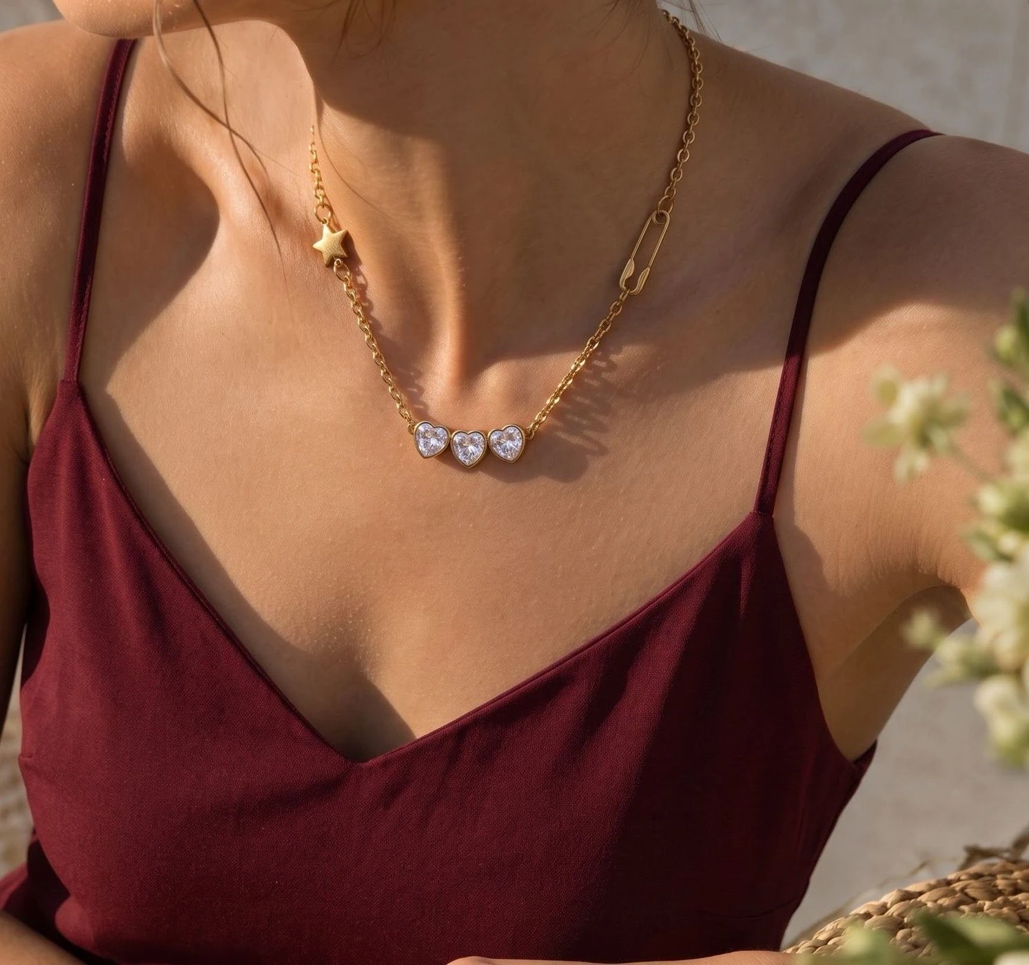 ETERNAL GLOW NECKLACE 2