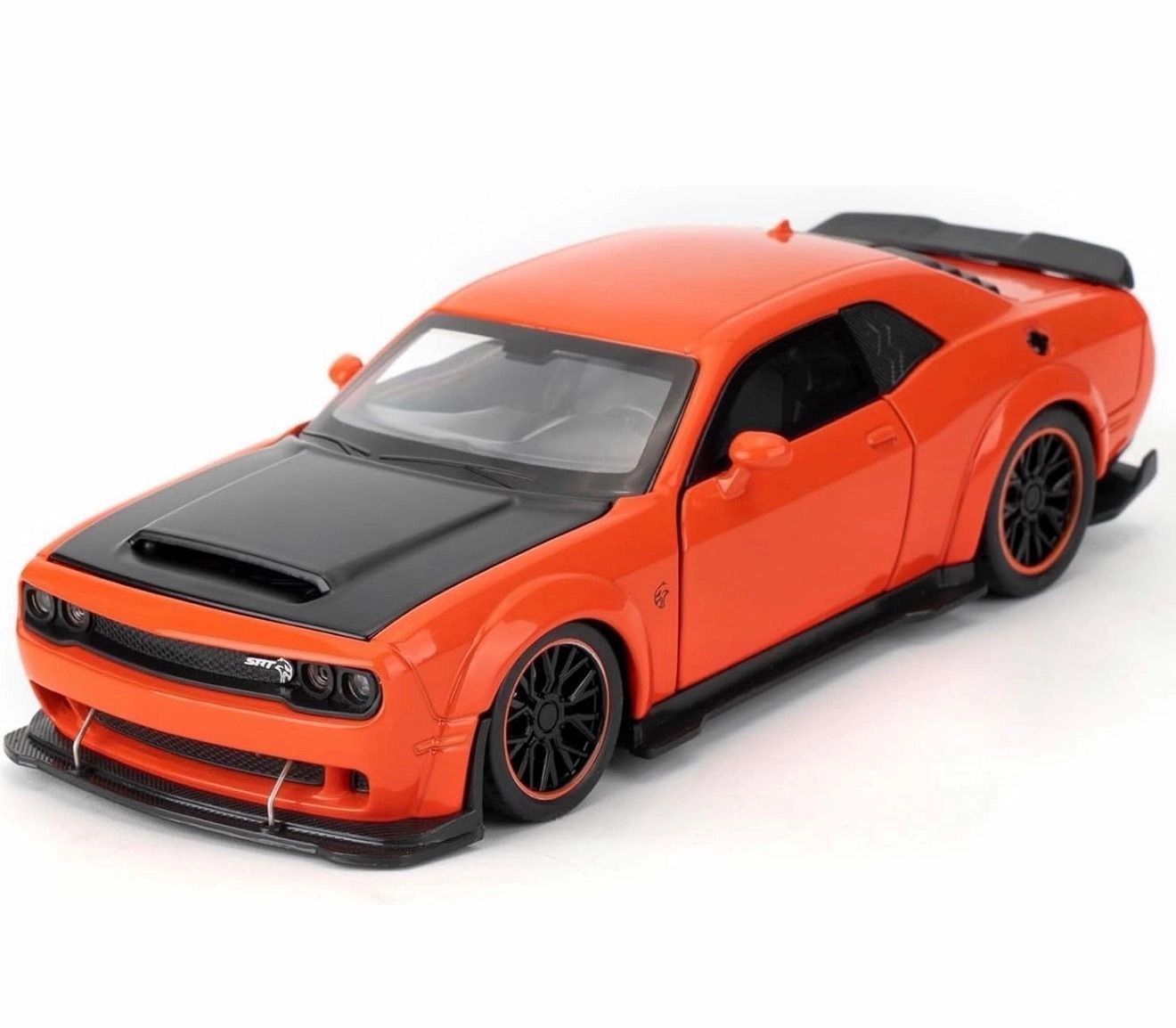 Dodge Challenger Hellcat orange 1