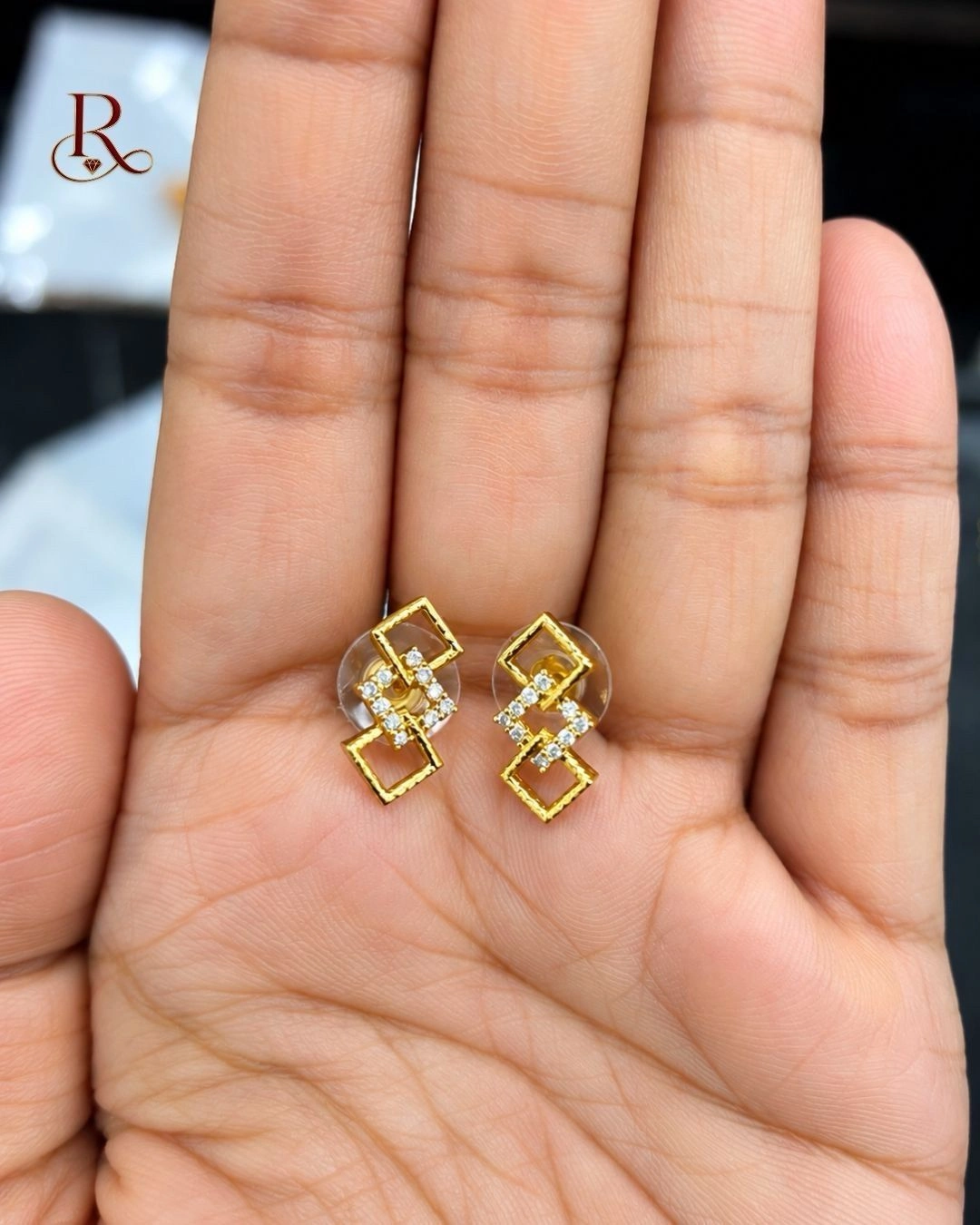 Zara Geometric Glow Antique Choker Set with earrings 2