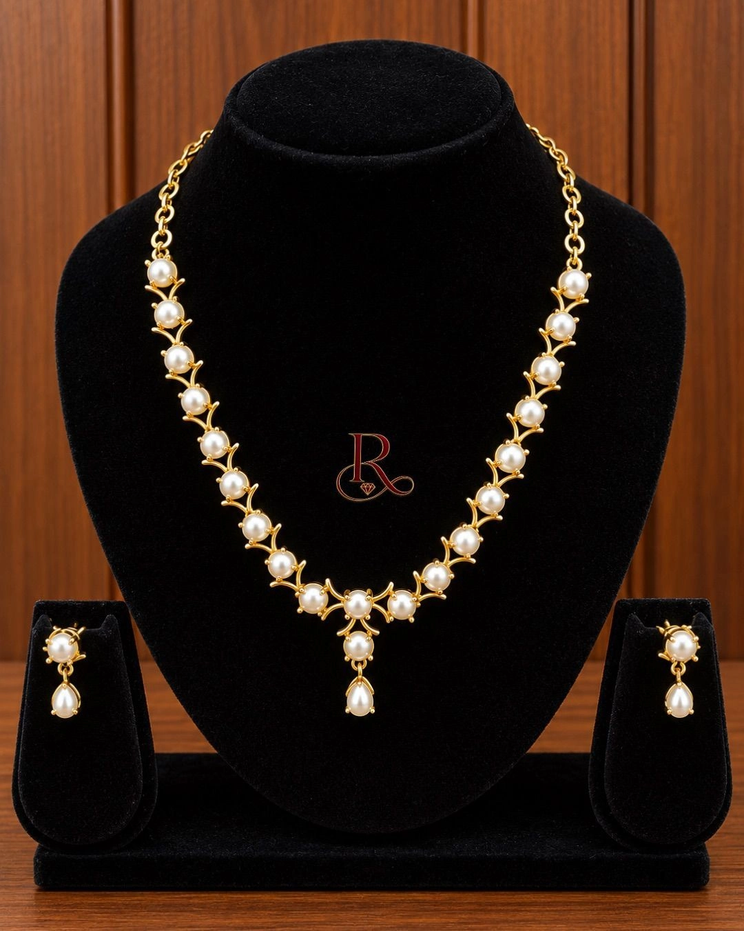 Pearl Muse Choker Set w/ matching earrings 1