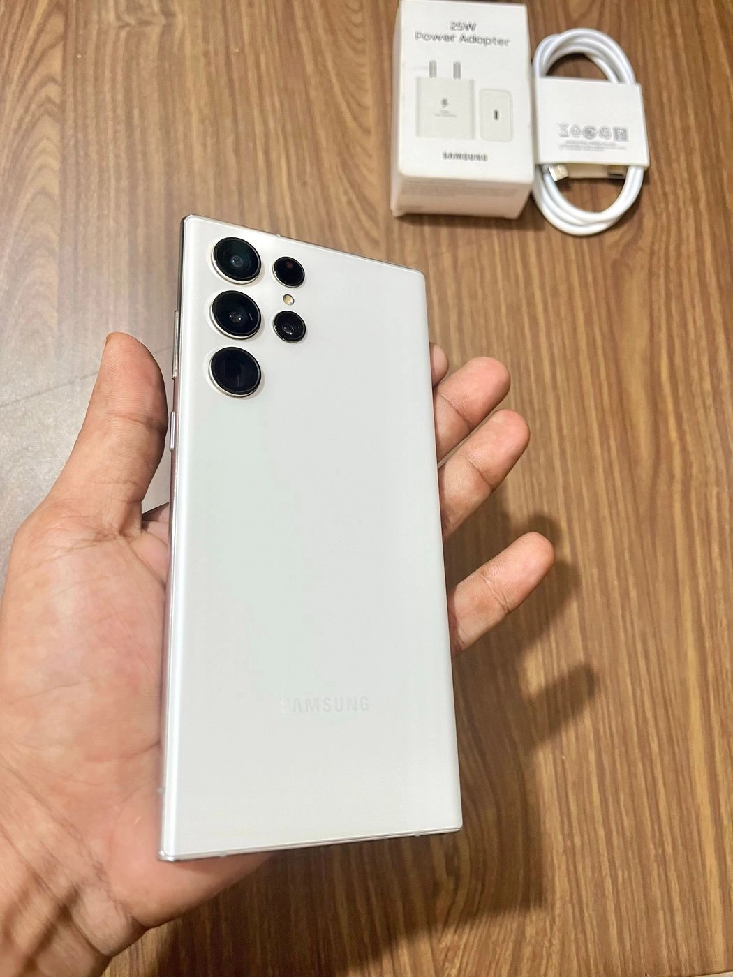 Samsung S22ultra(12/256gb)-White 1