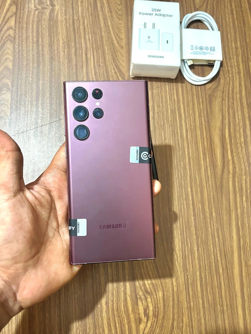 Samsung S22ultra(12/256gb)-Burgandy 2