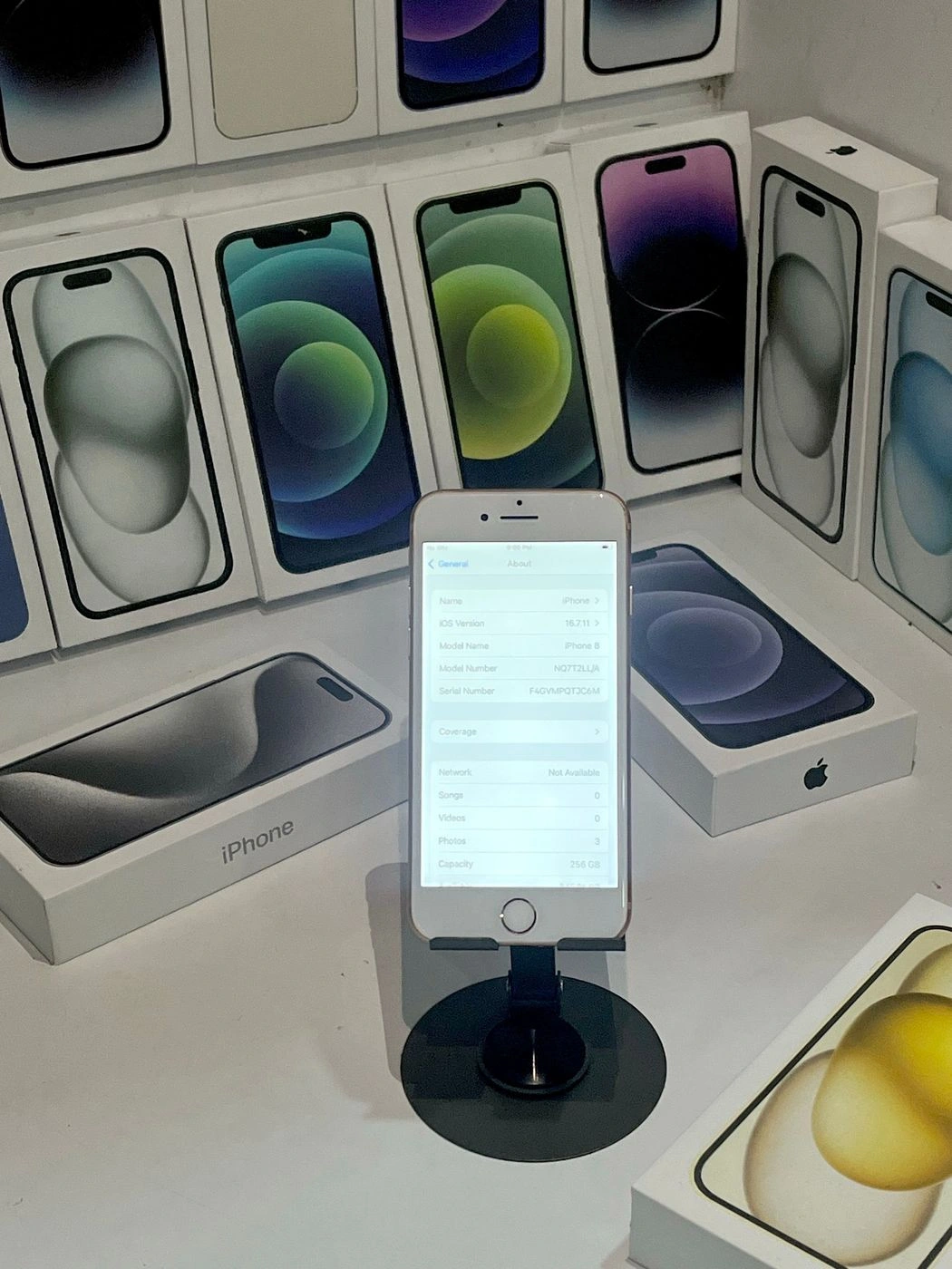 iPhone 8 8