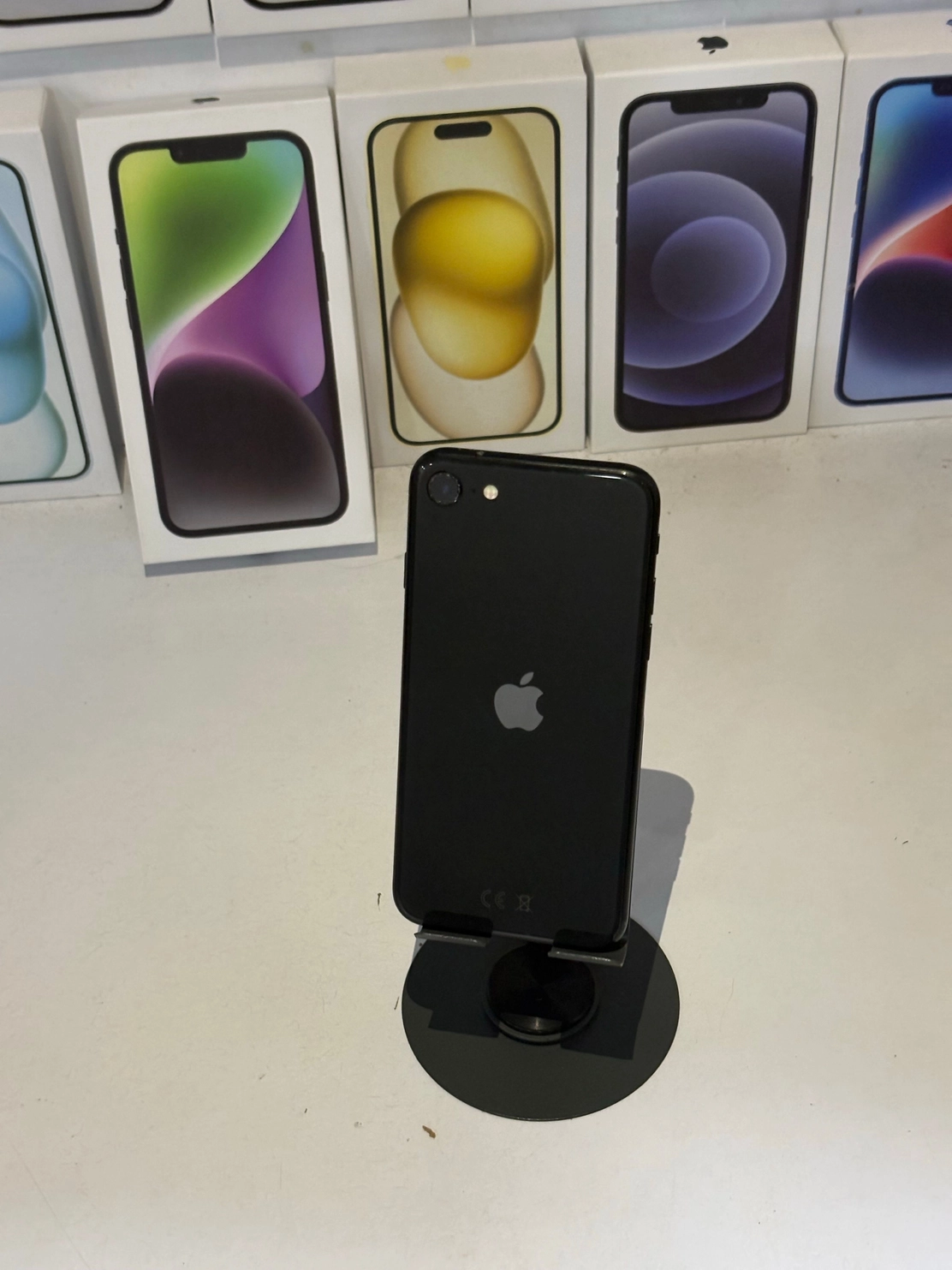 iPhoneSE 2020(64gb)-Black