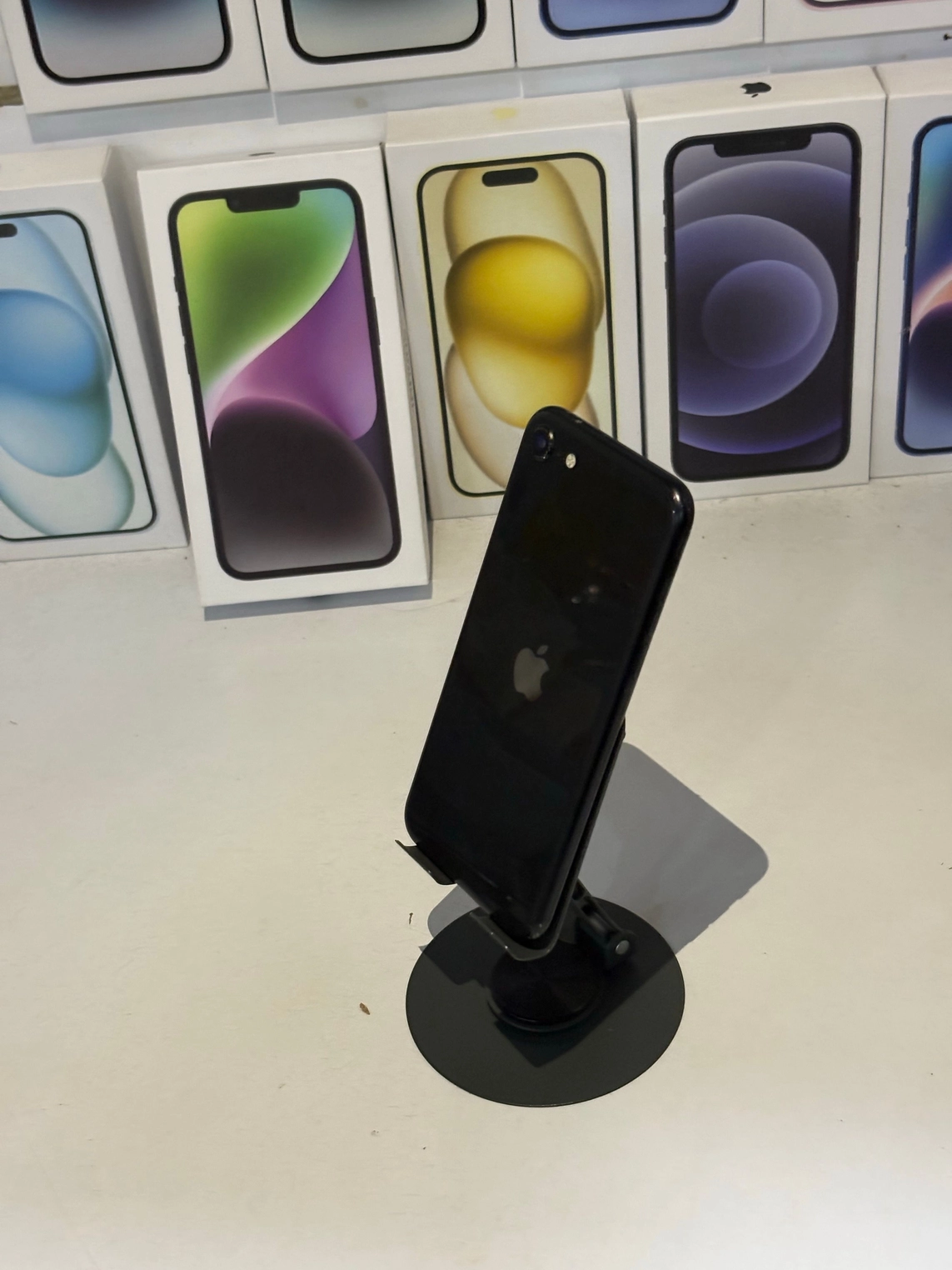 iPhoneSE 2020(64gb)-Black 4