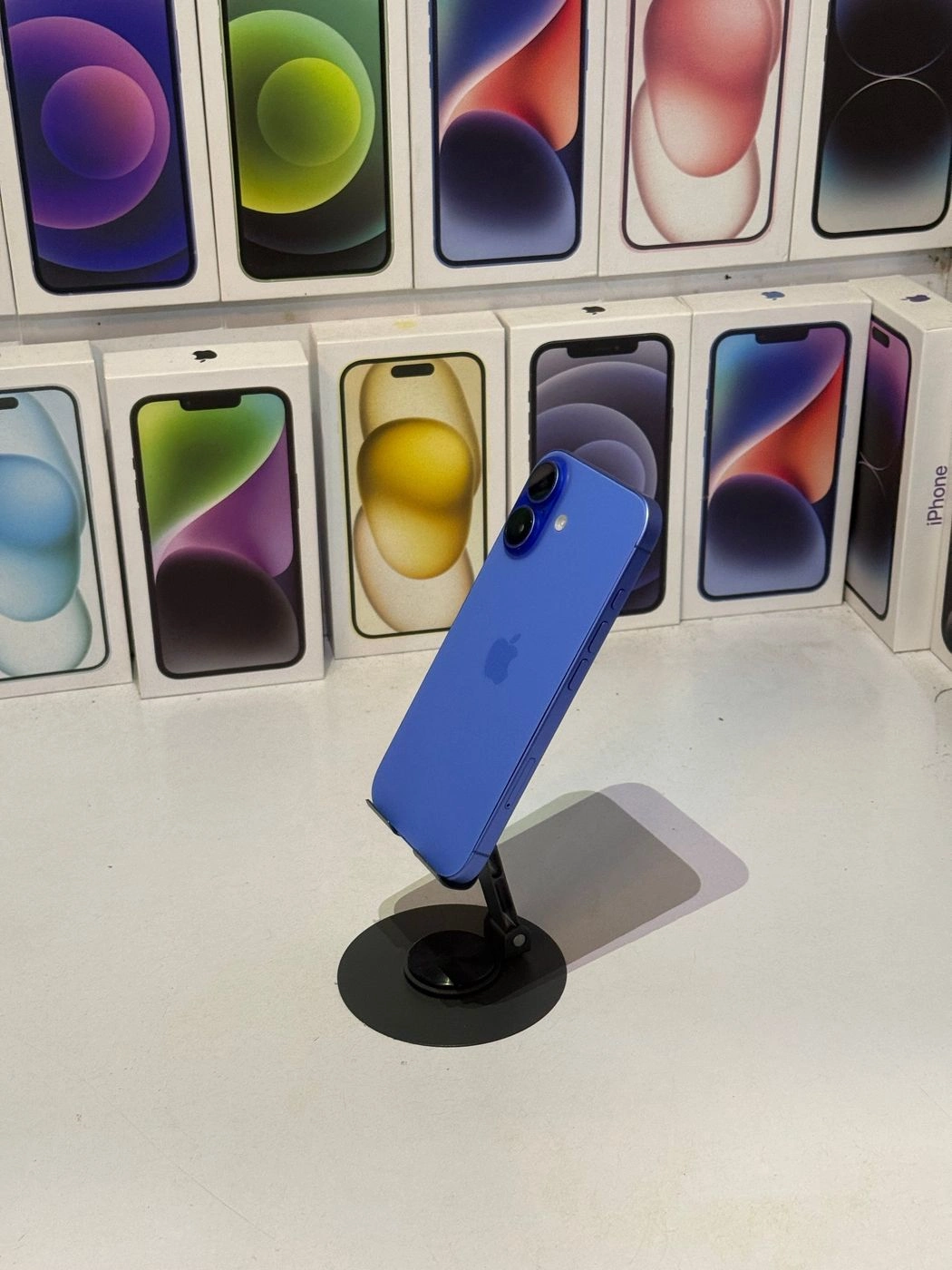 Iphone16 (128gb)-Blue 4