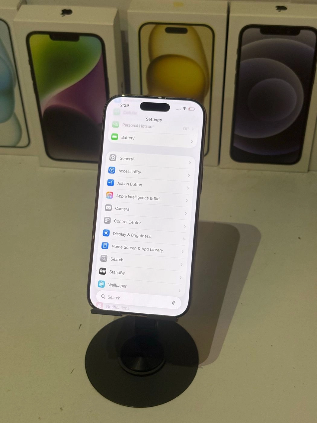 iPhone 16 pro (256gb)- Desert titanium 16