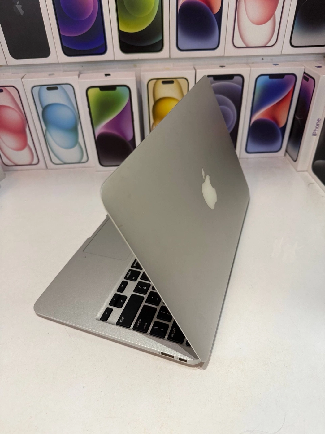 MACBOOK AIR 2015 (11 inch)-128gb