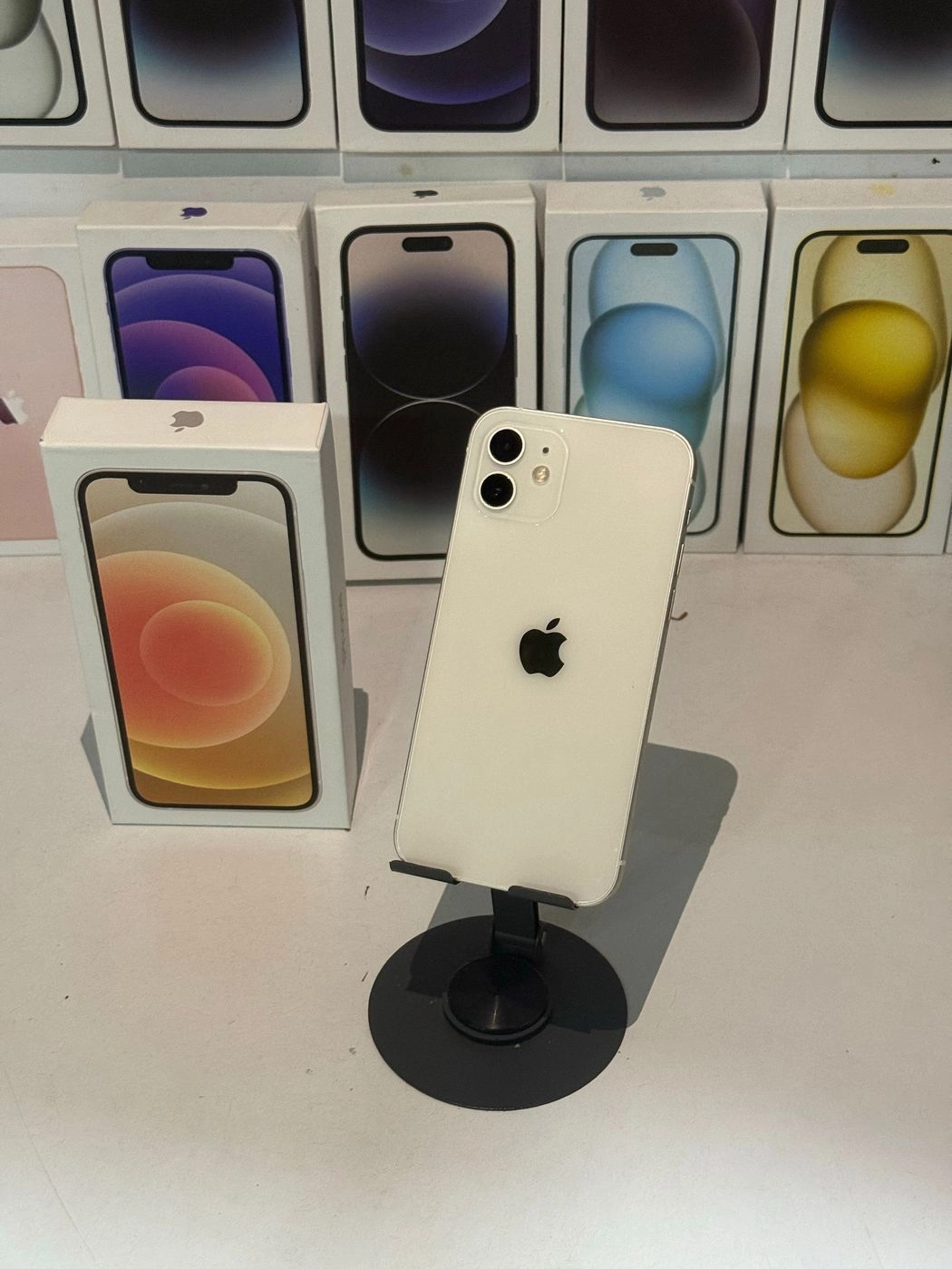 iPhone 12 5g(white)-128gb
