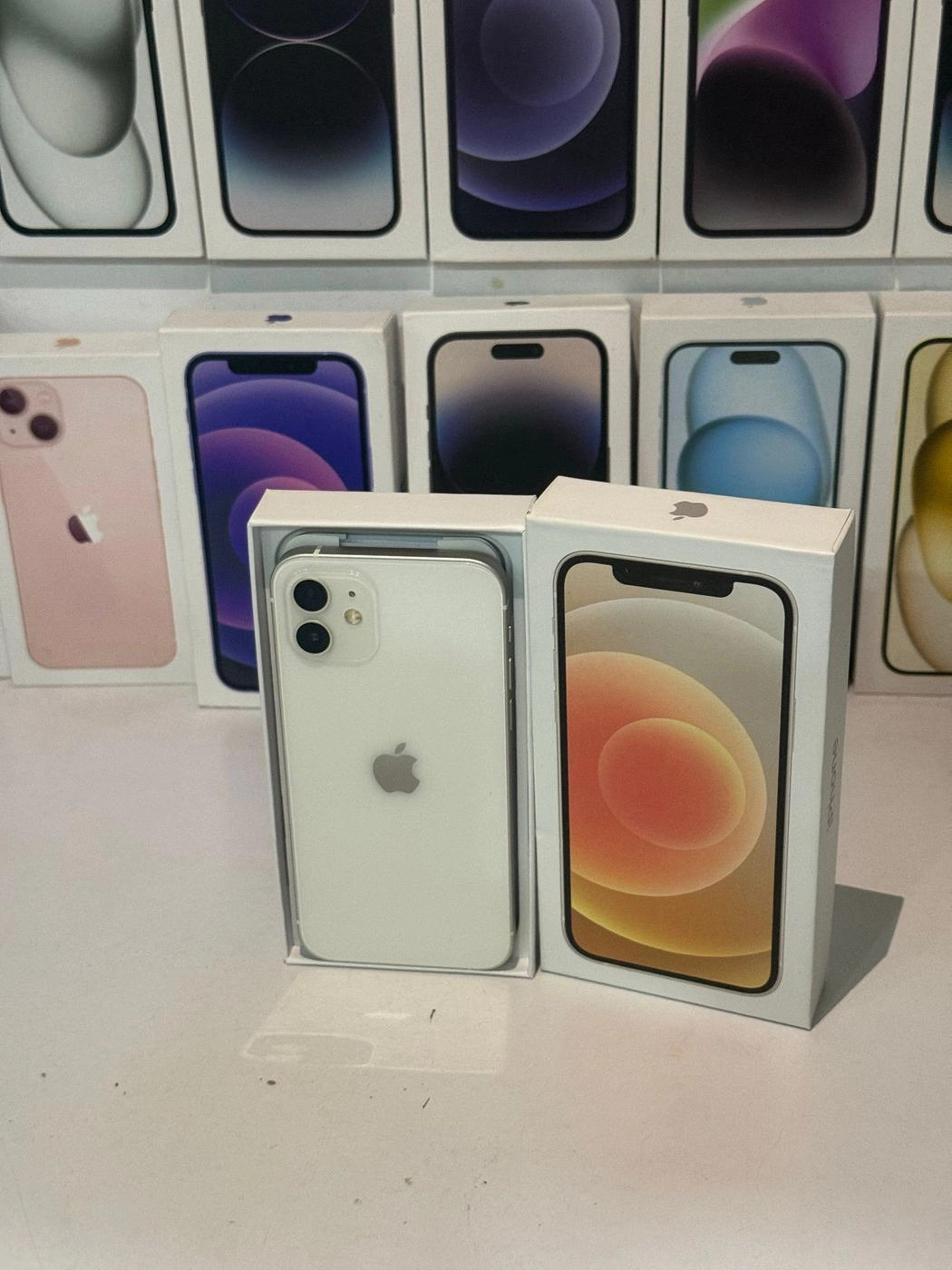 iPhone 12 5g(white)-128gb