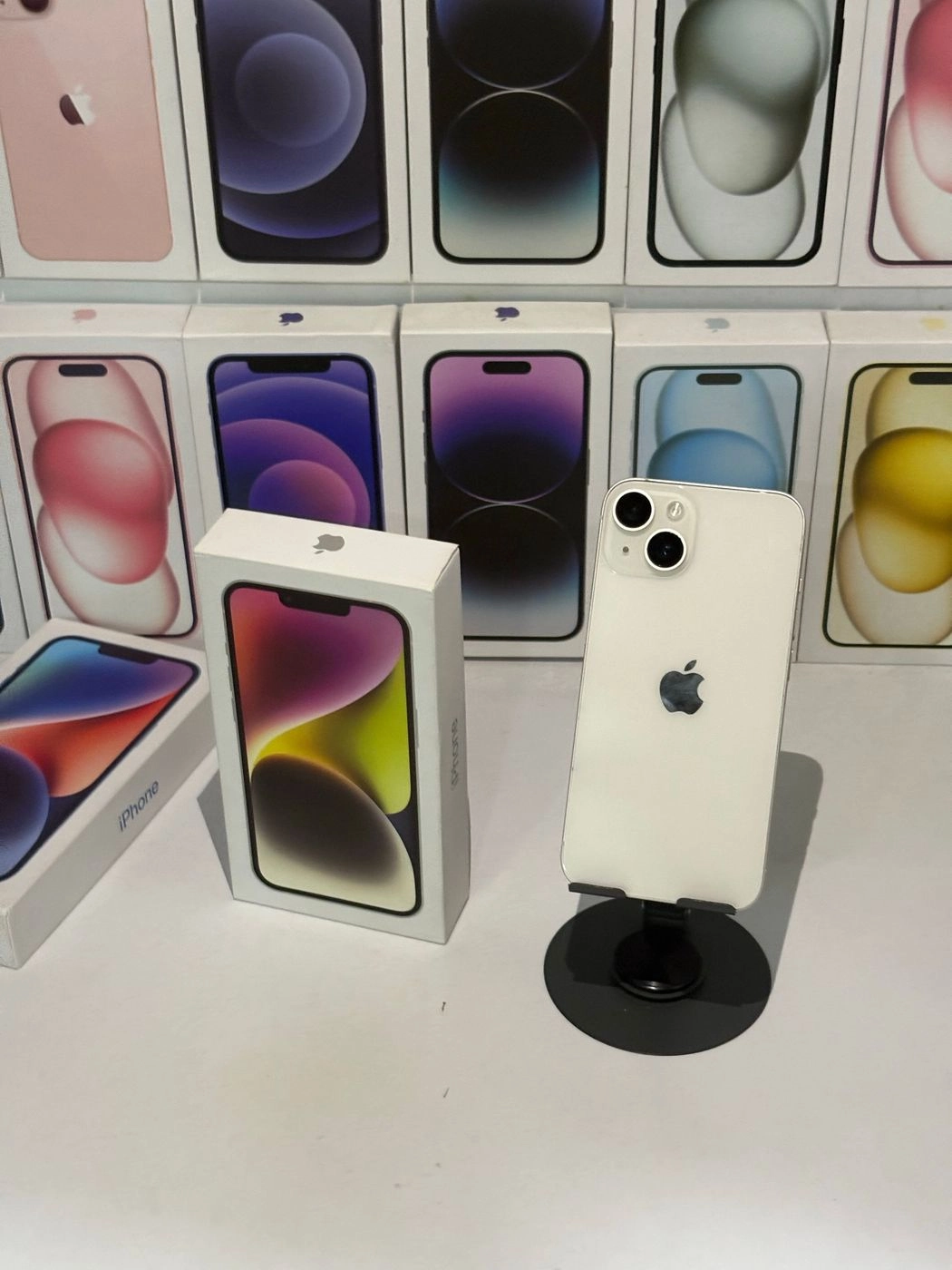 iPhone 14(256gb)-Starlight 3