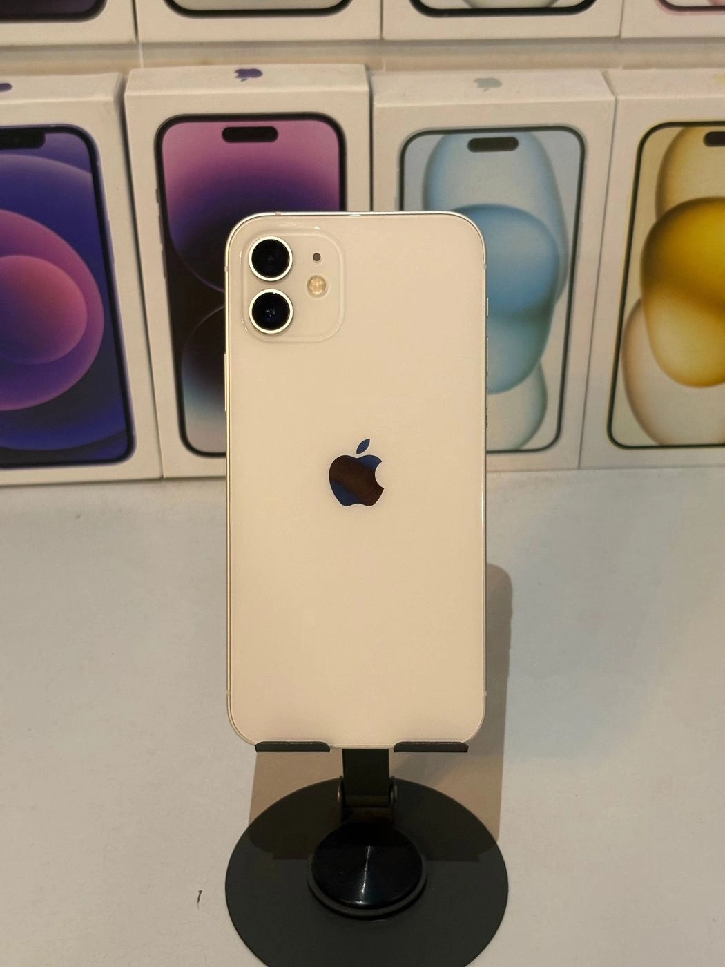 iPhone 12 (128gb)-White 1