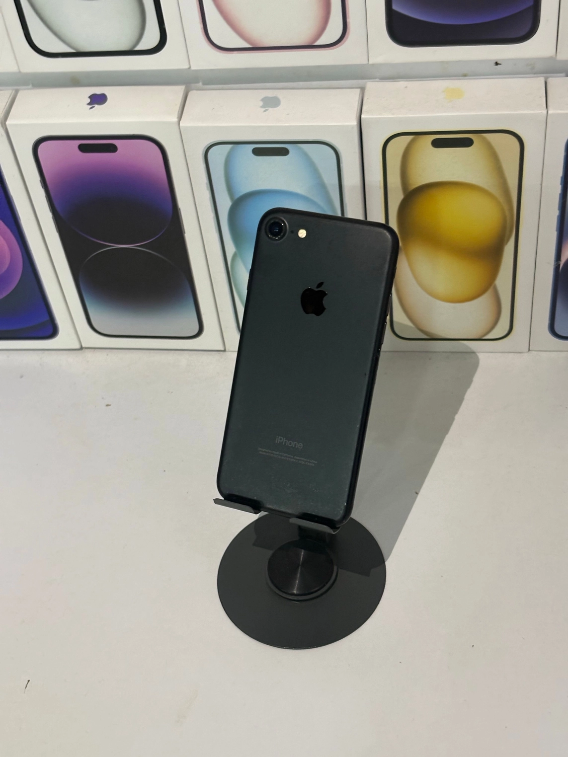 iPhone 7 (128gb)-Black 1