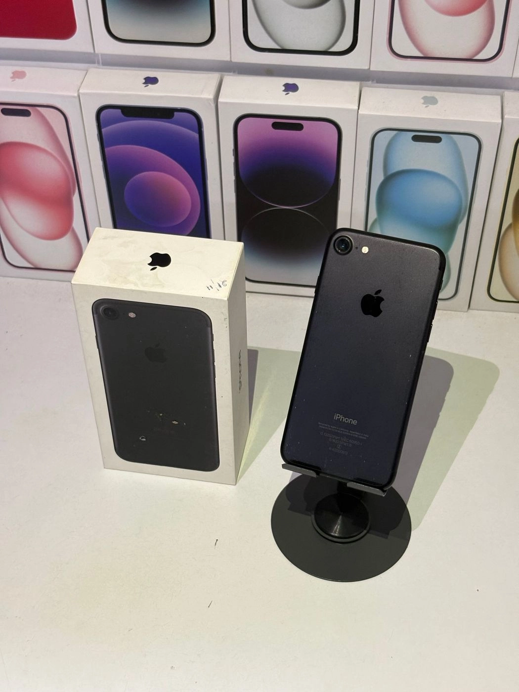 iPhone 7(32gb)-Black 1
