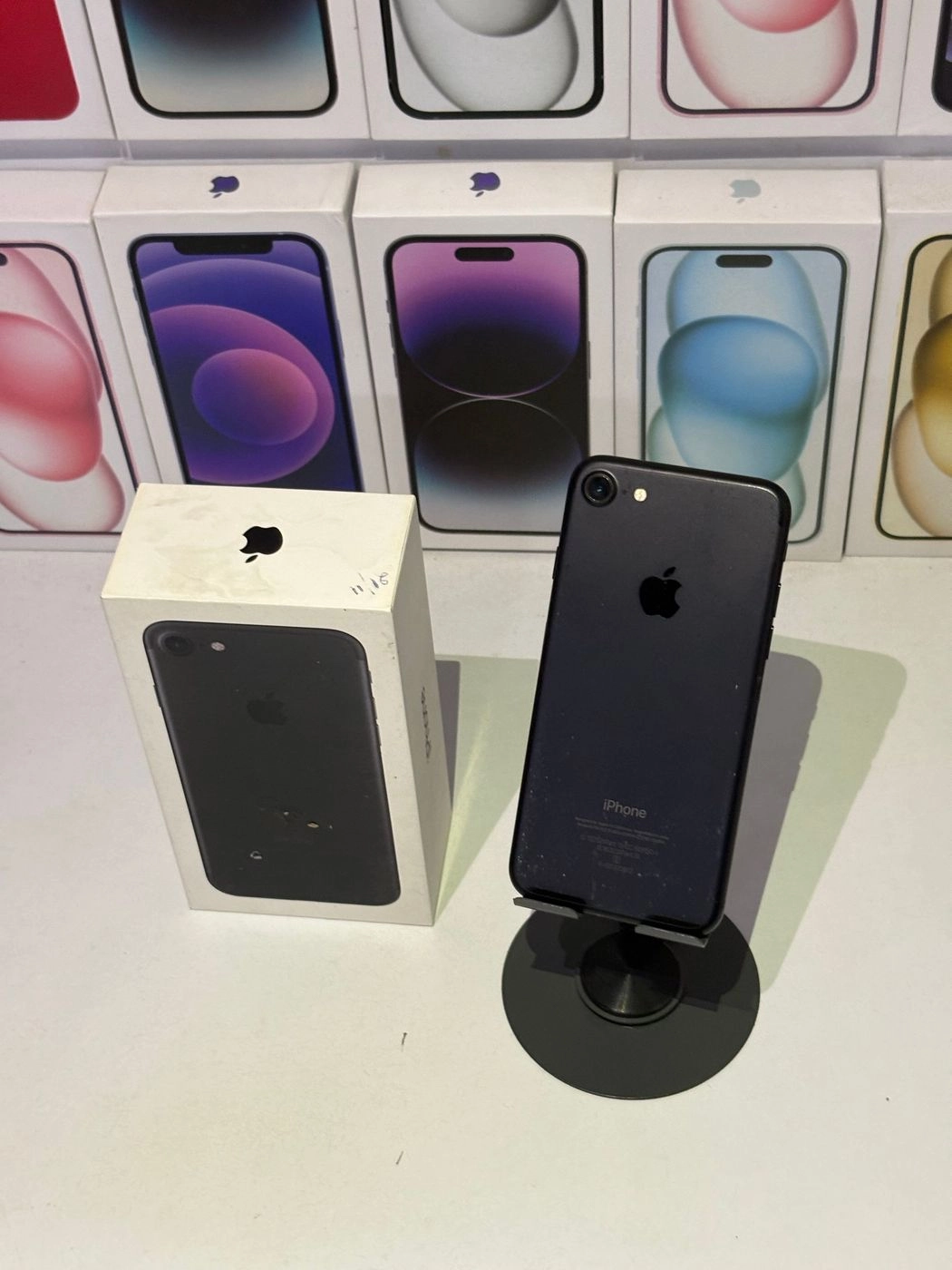 iPhone 7(32gb)-Black 2