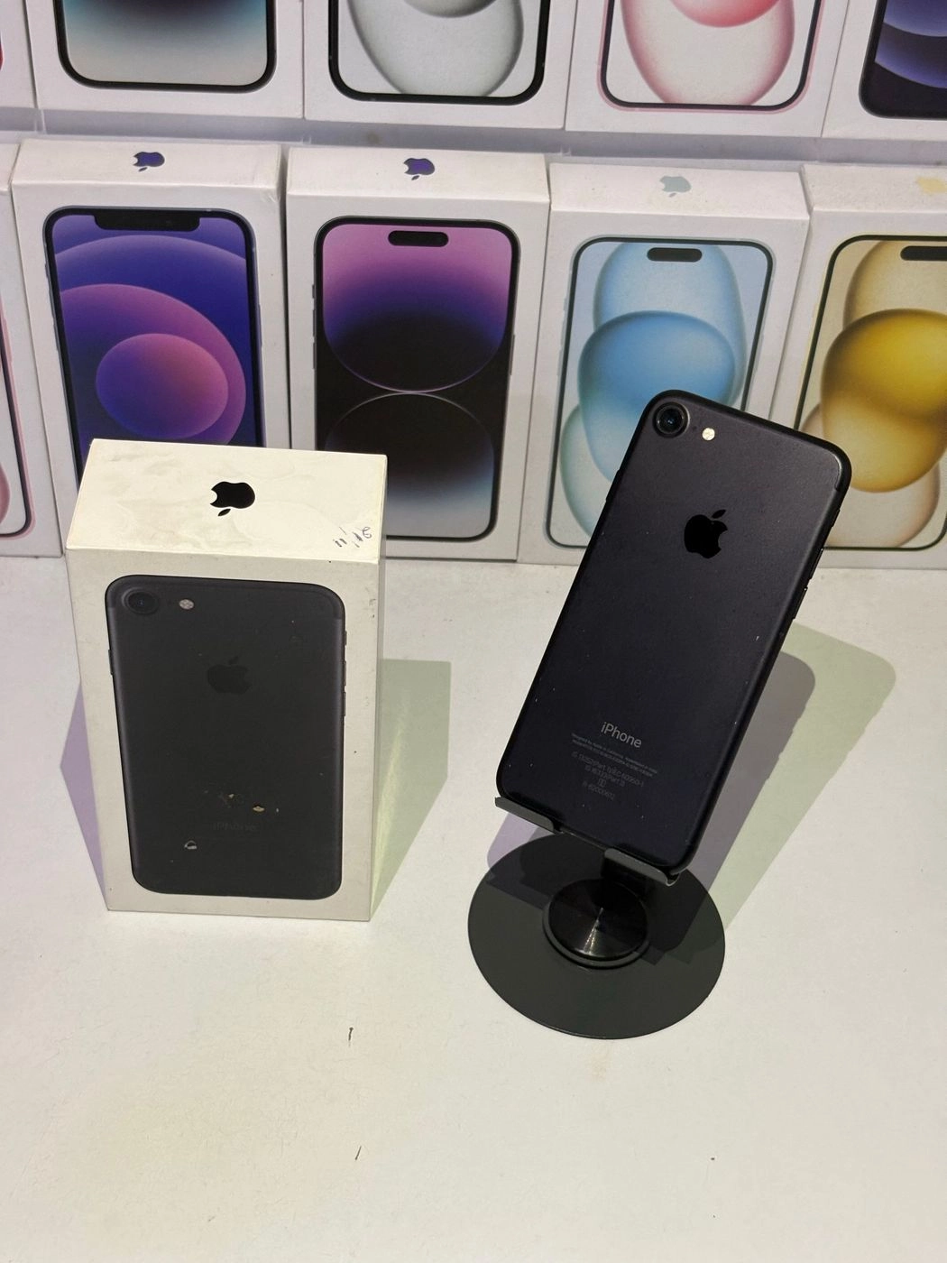 iPhone 7(32gb)-Black 4