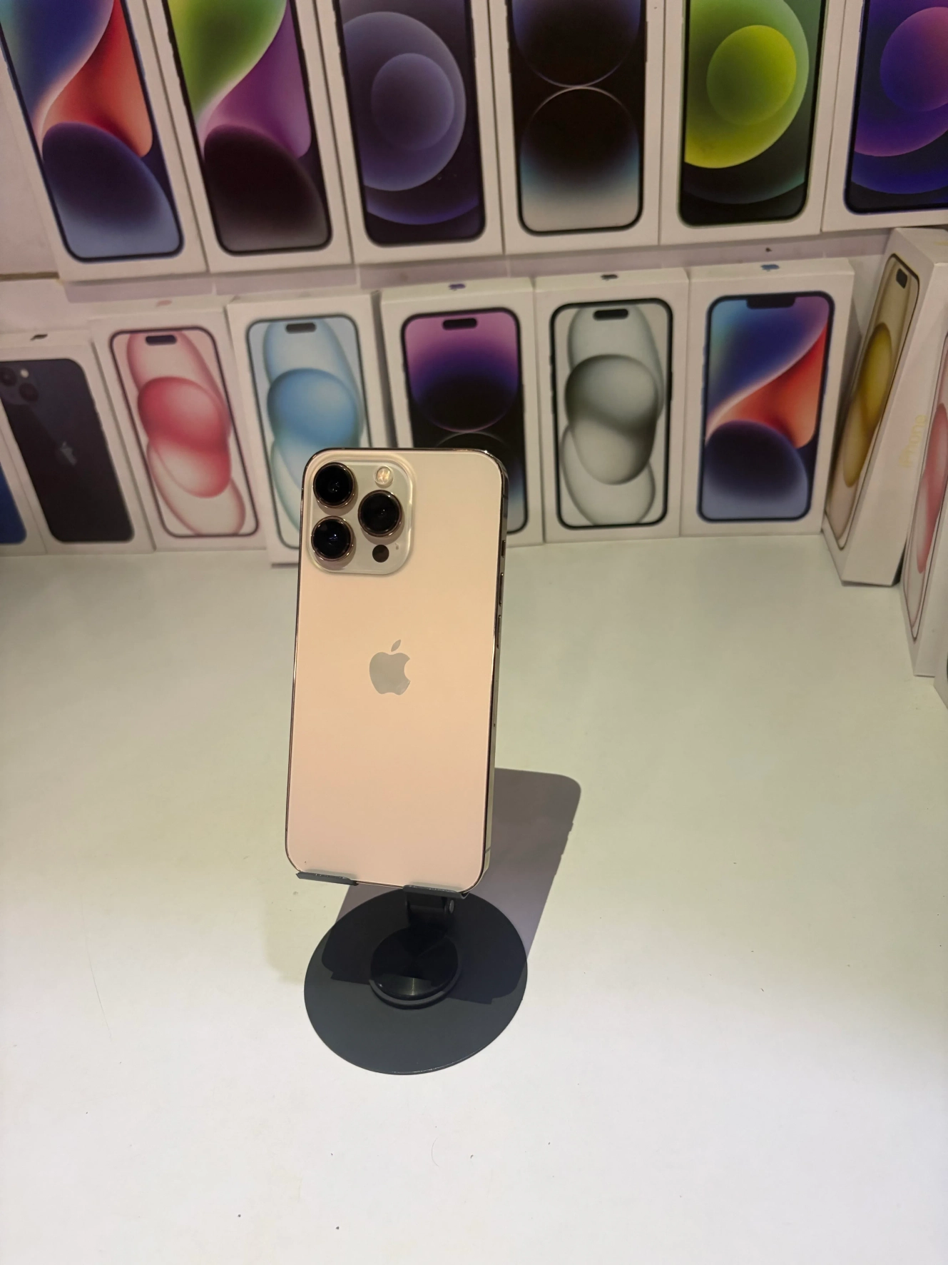 iPhone 13 Pro (256gb)-Gold 1