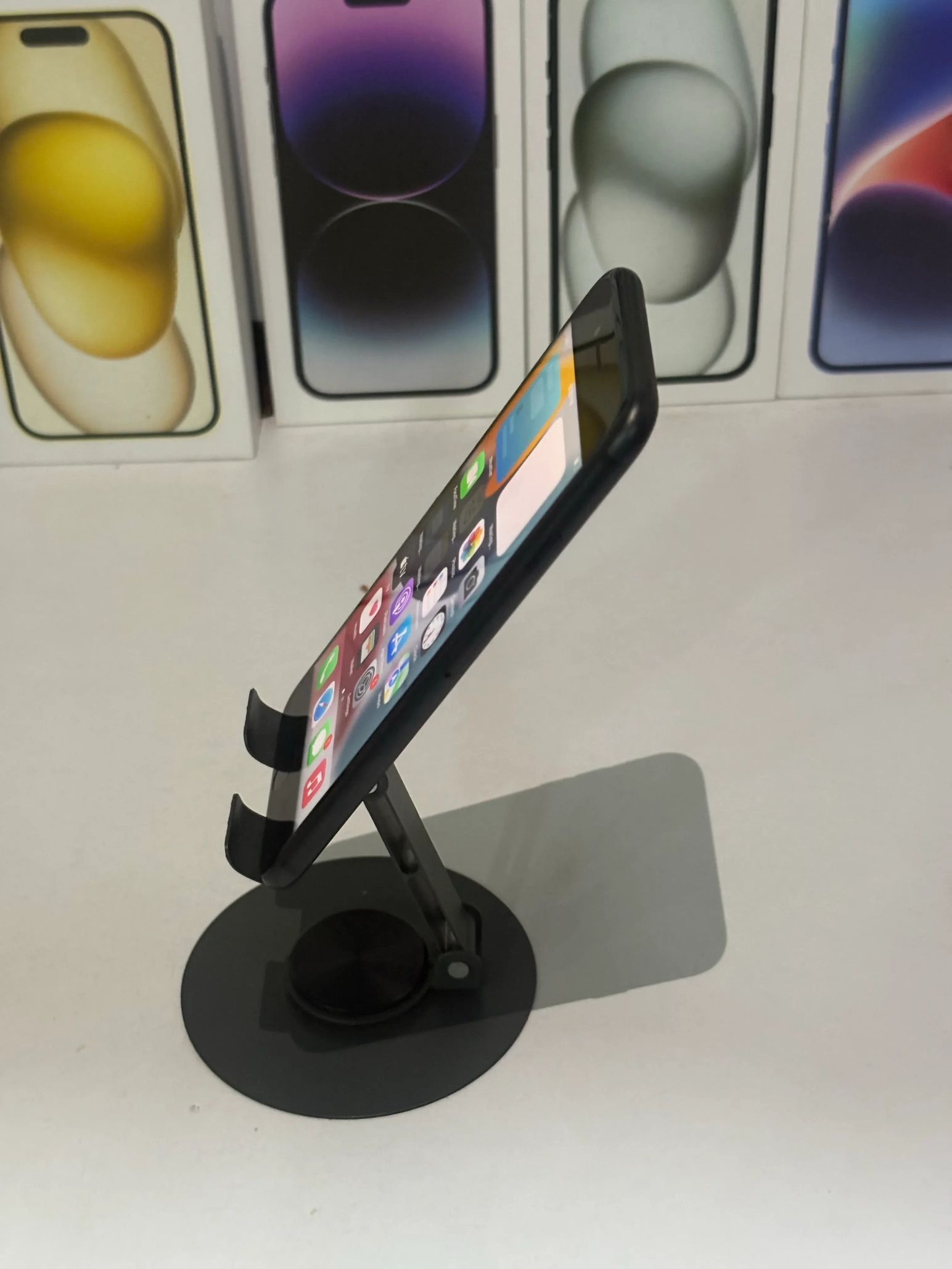 iPhone 7 (32gb)-Black 3