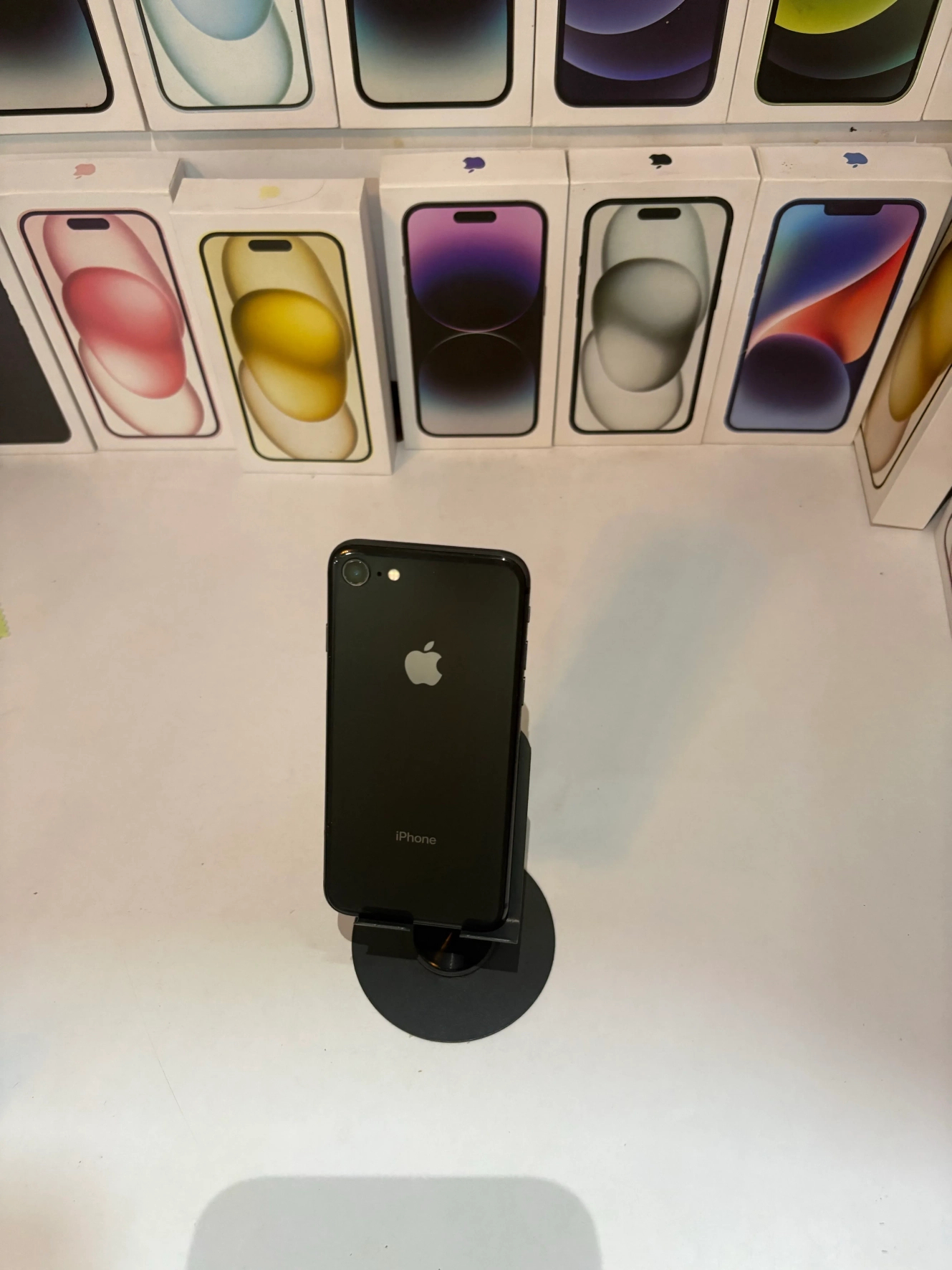 iPhone 8 (64gb)-Black 1