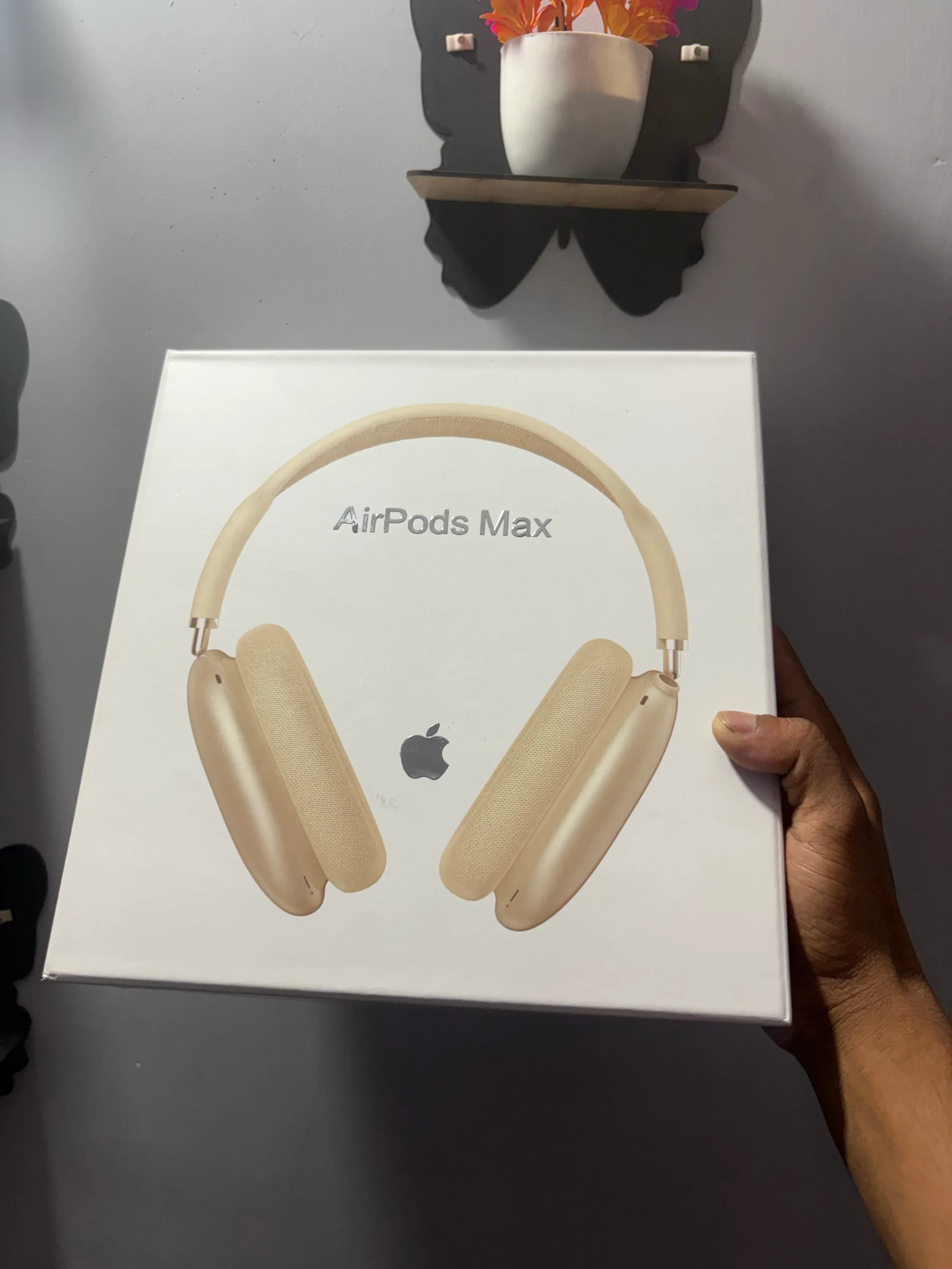 Apple AirPods Max (Gold) 1