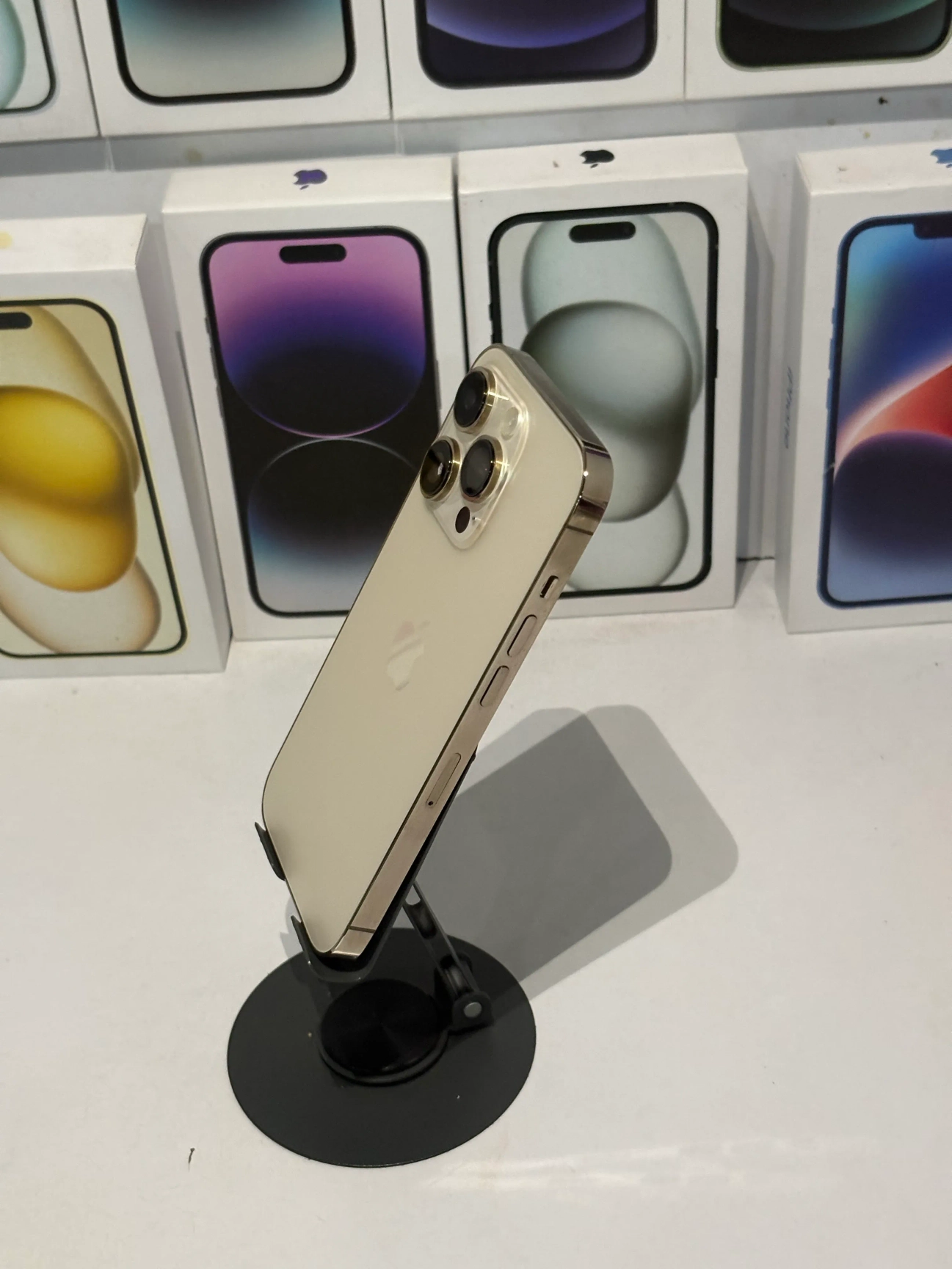 iPhone 14 Pro(256gb)-Gold 1