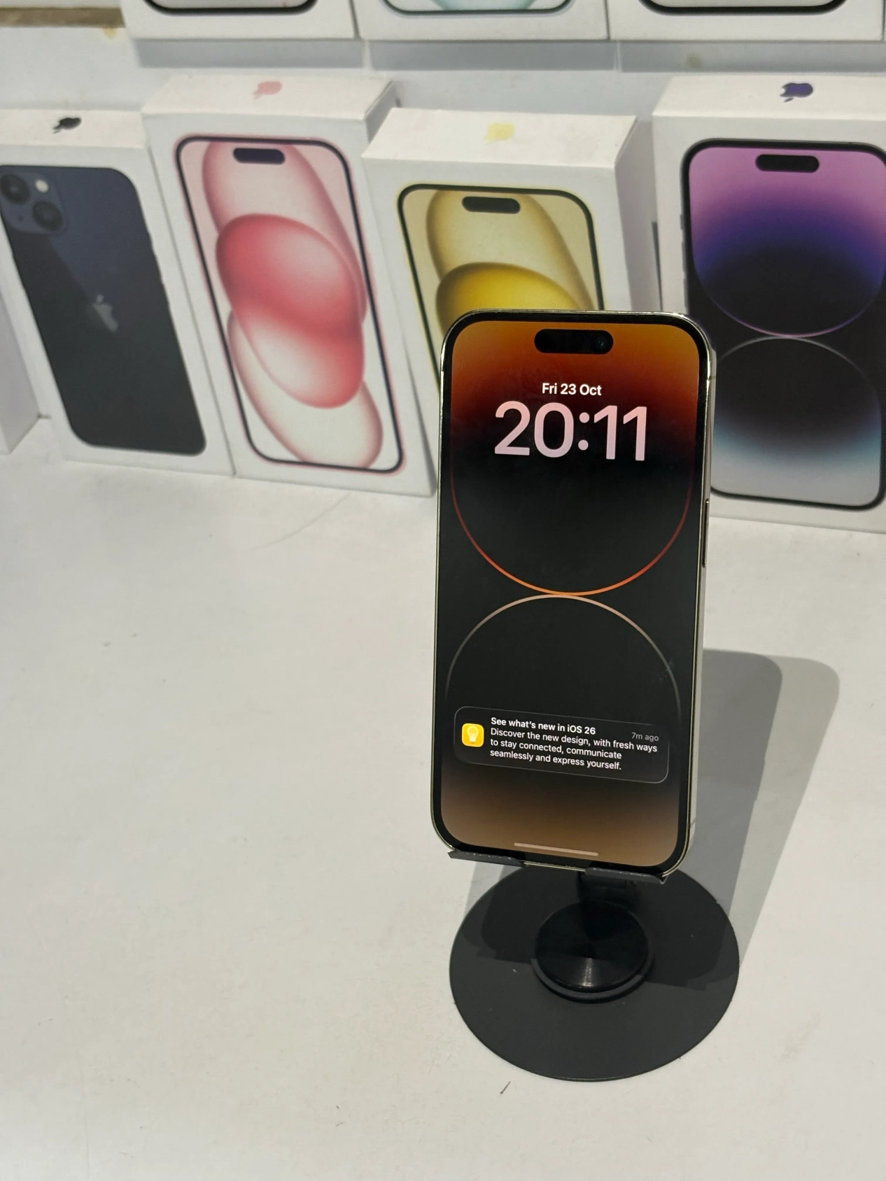 iPhone 14 Pro(256gb)-Gold 10
