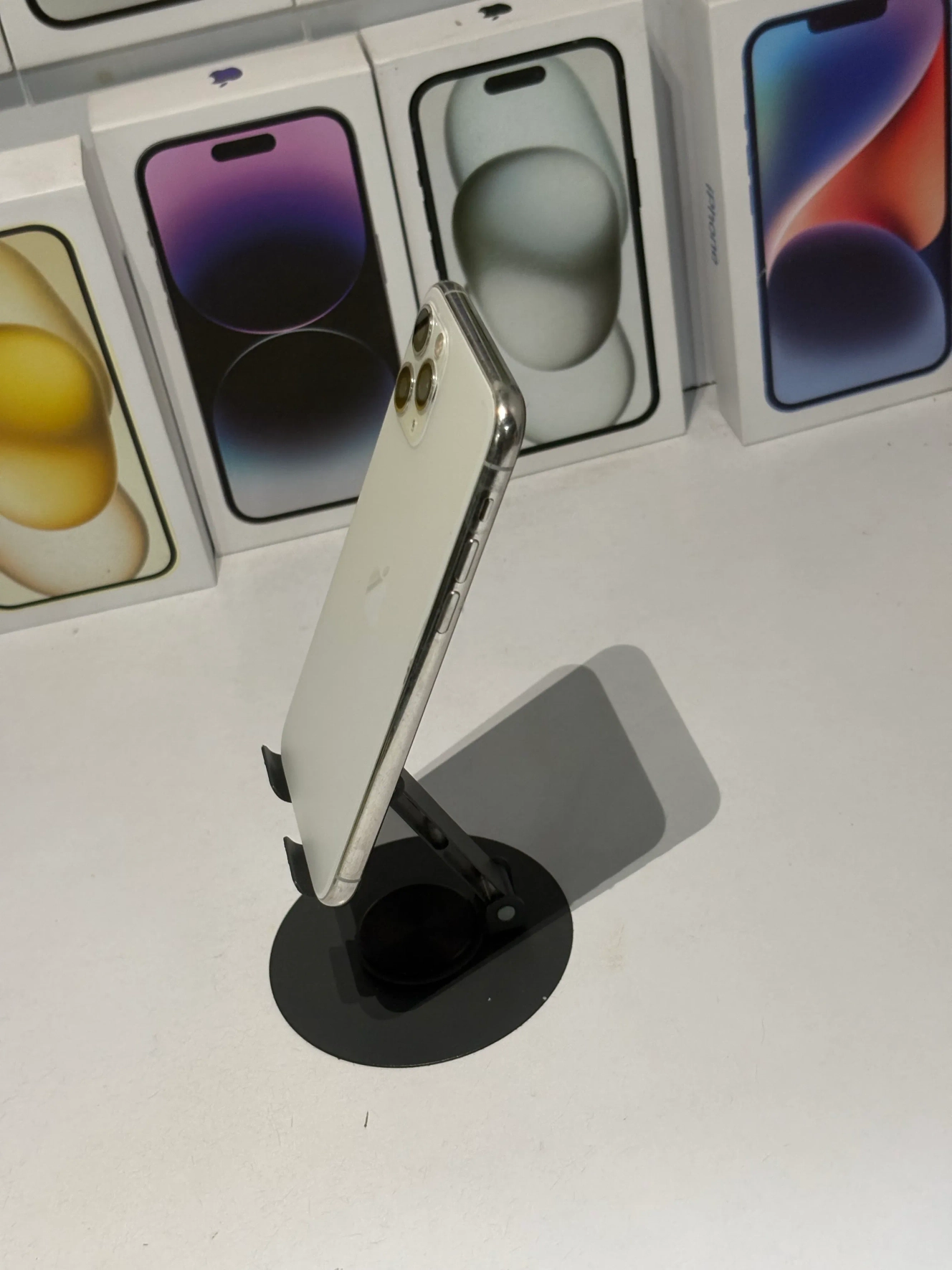 iPhone 11 Pro (64 GB)-Silver 5