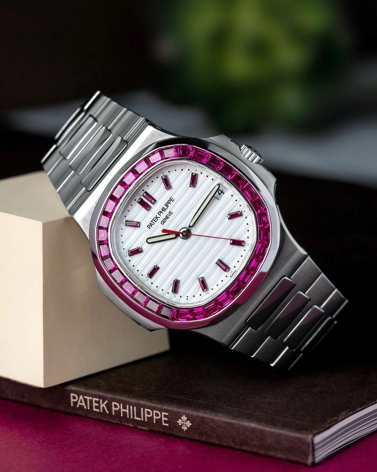 Patek Philippe Nautilus Silver Ruby Diamond Edition 1