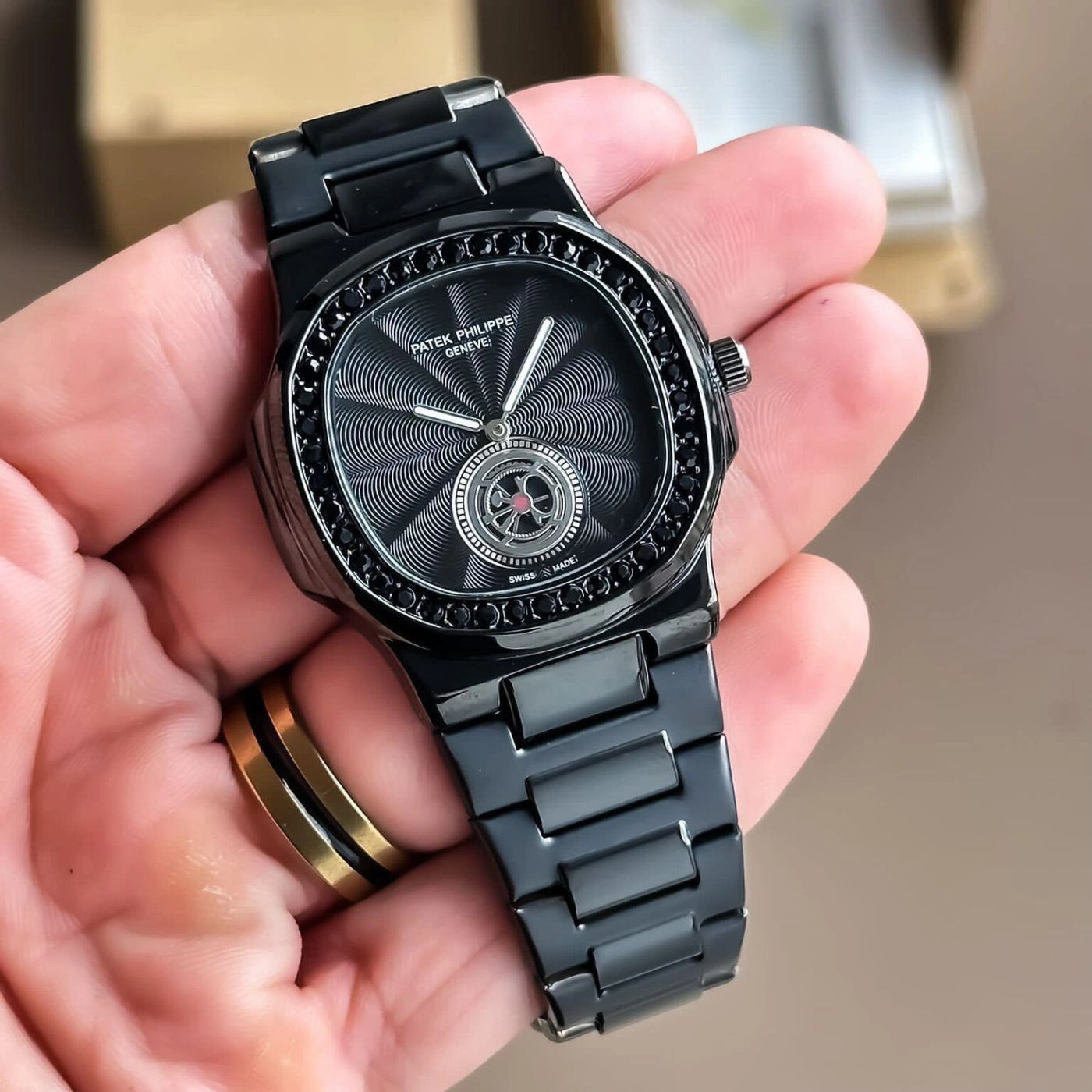 Patek Philippe Nautilus Quartz 2