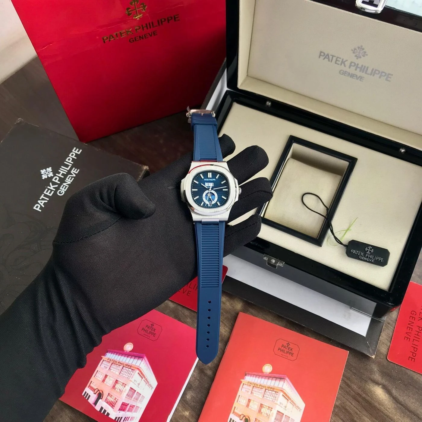 Patek Philippe Nautilus Blue Automatic 3