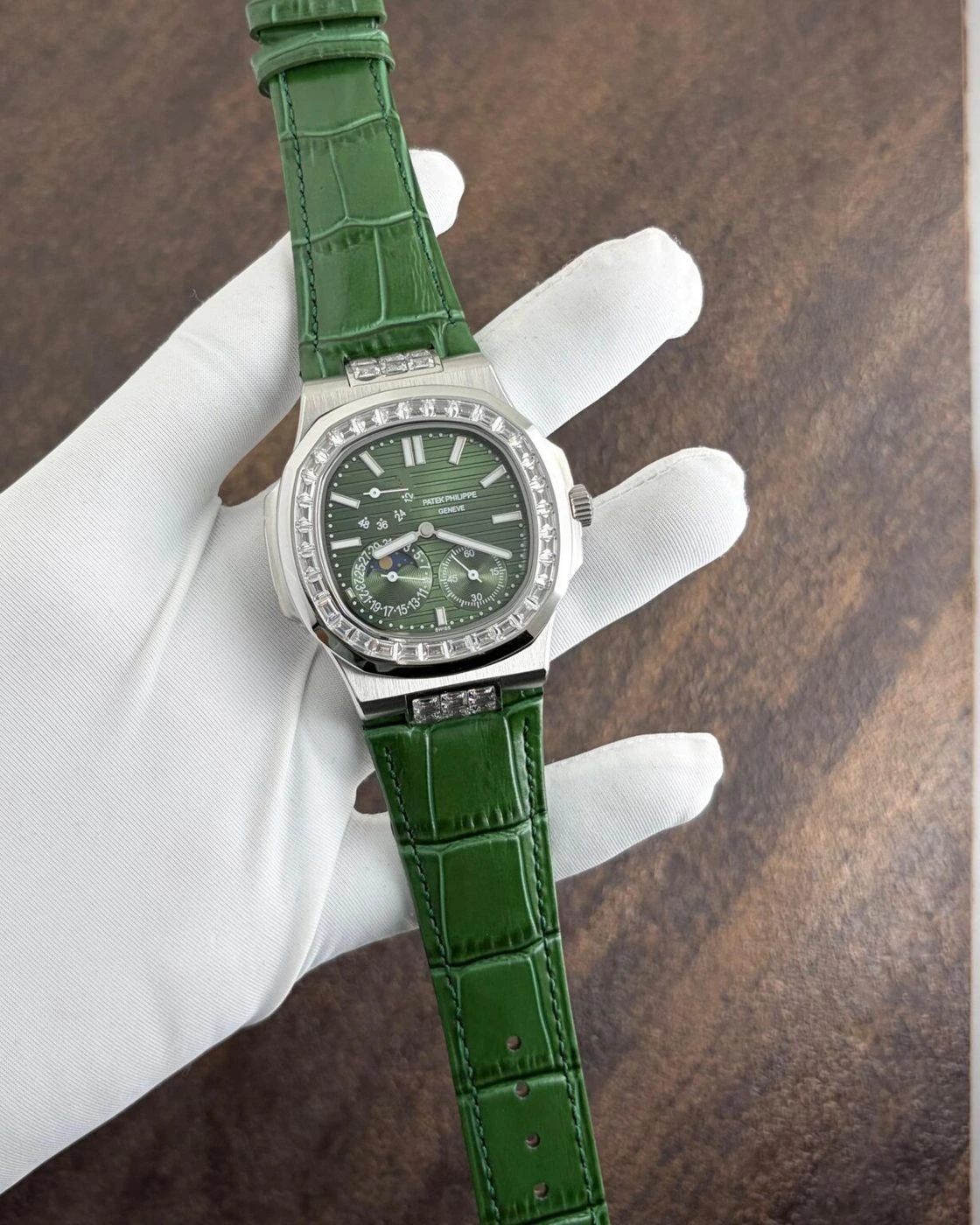 Patek Philippe Nautilus Diamond Edition 1