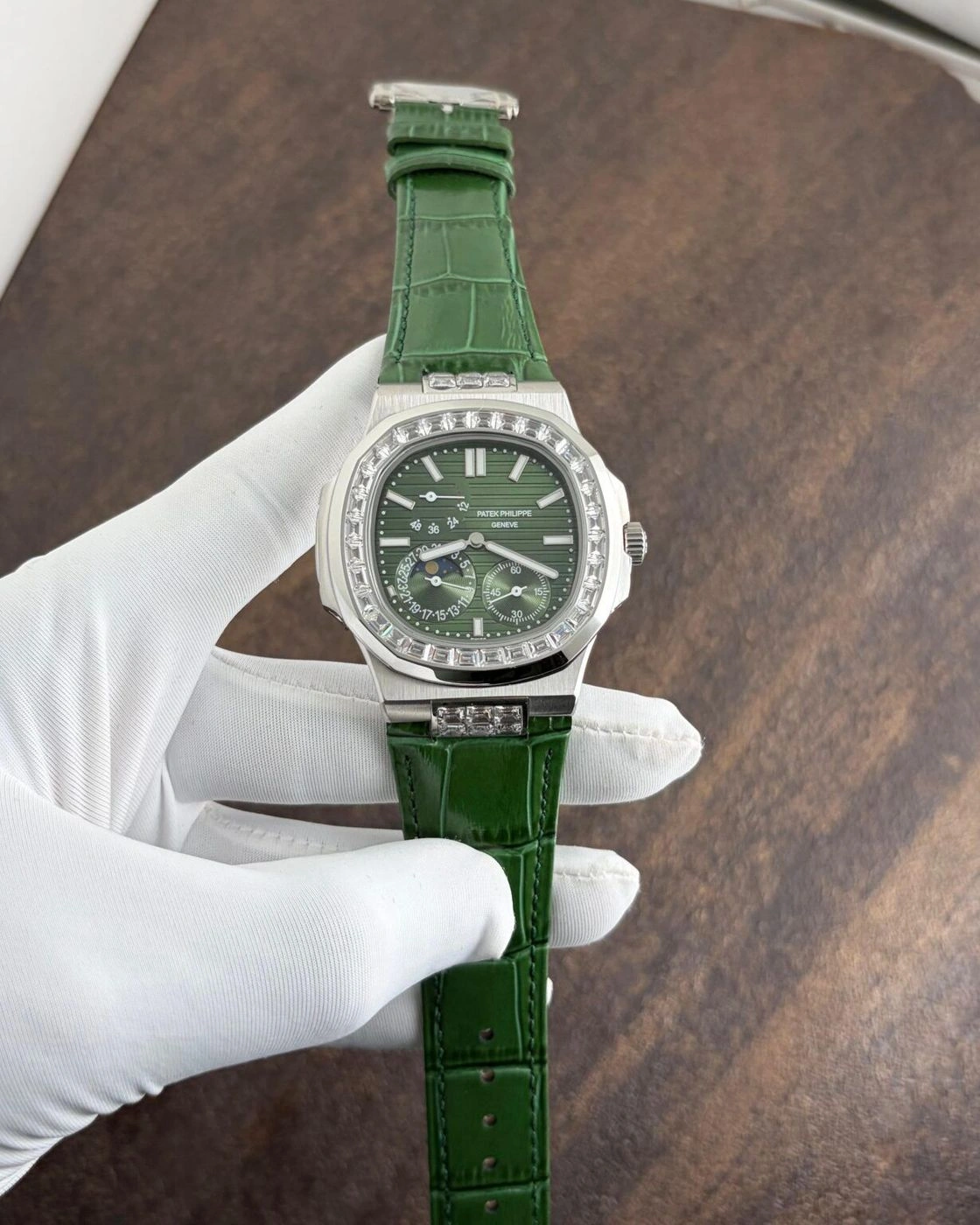 Patek Philippe Nautilus Diamond Edition 3