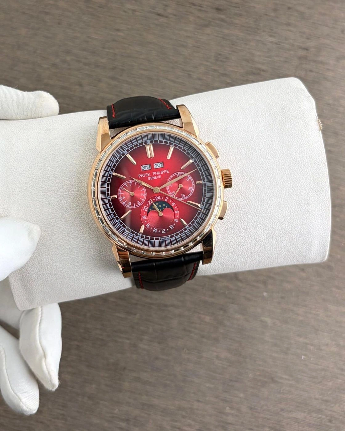 Patek Philippe Perpetual Red Black Calendar Chronograph 3