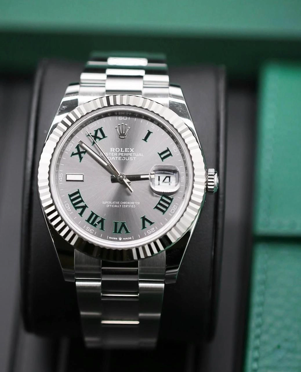 Rolex Oyster Perpetual Datejust Silver 4