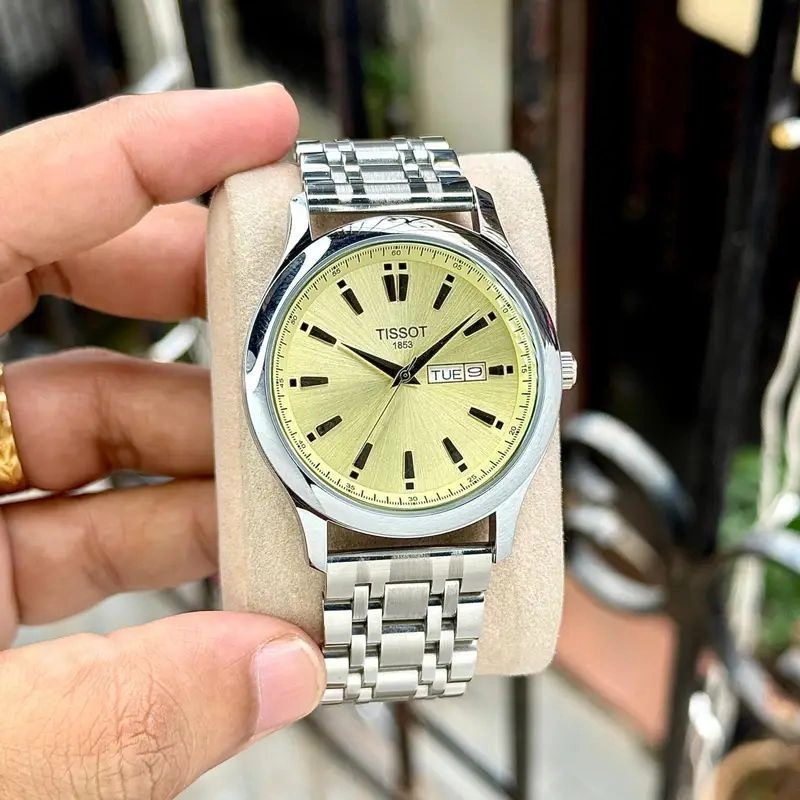 Tissot Classic Day-Date Champagne Gold 1