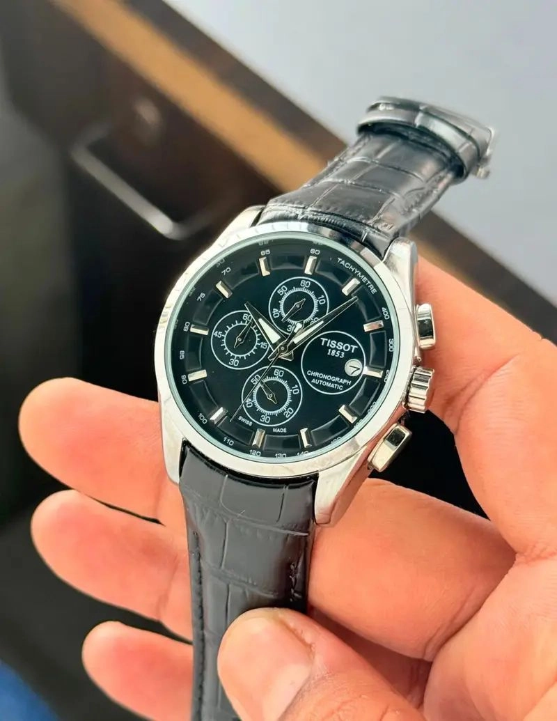 Tissot Couturier Date black Chronograph 4