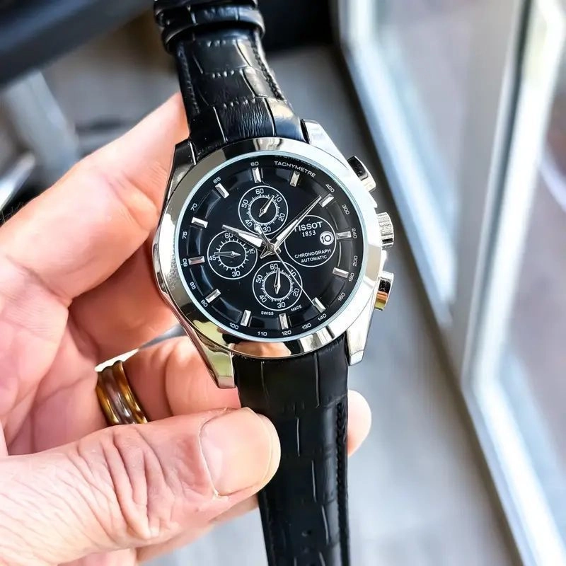 Tissot Couturier Date Chronograph 3