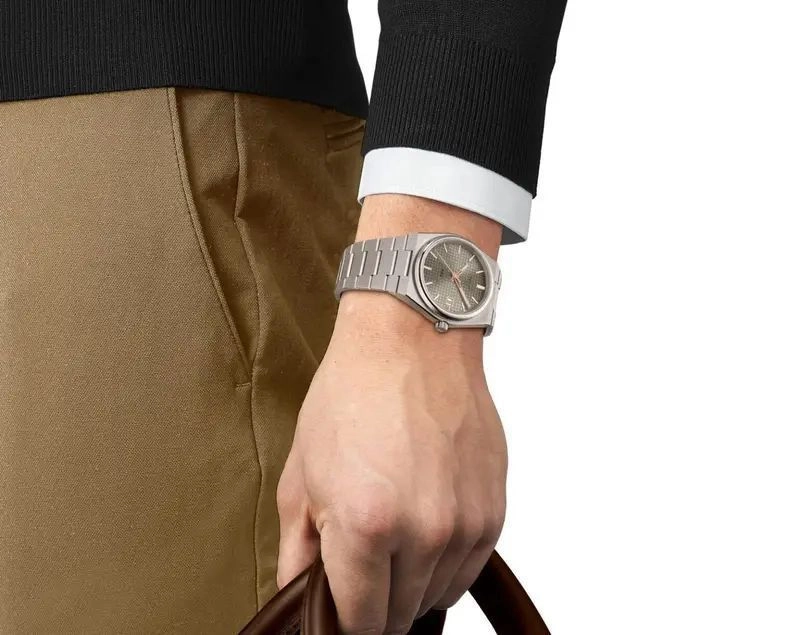 Tissot Prx Titanium Quartz 4