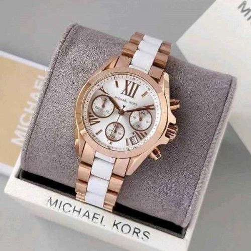 Michaae_l Kors Bradshaw