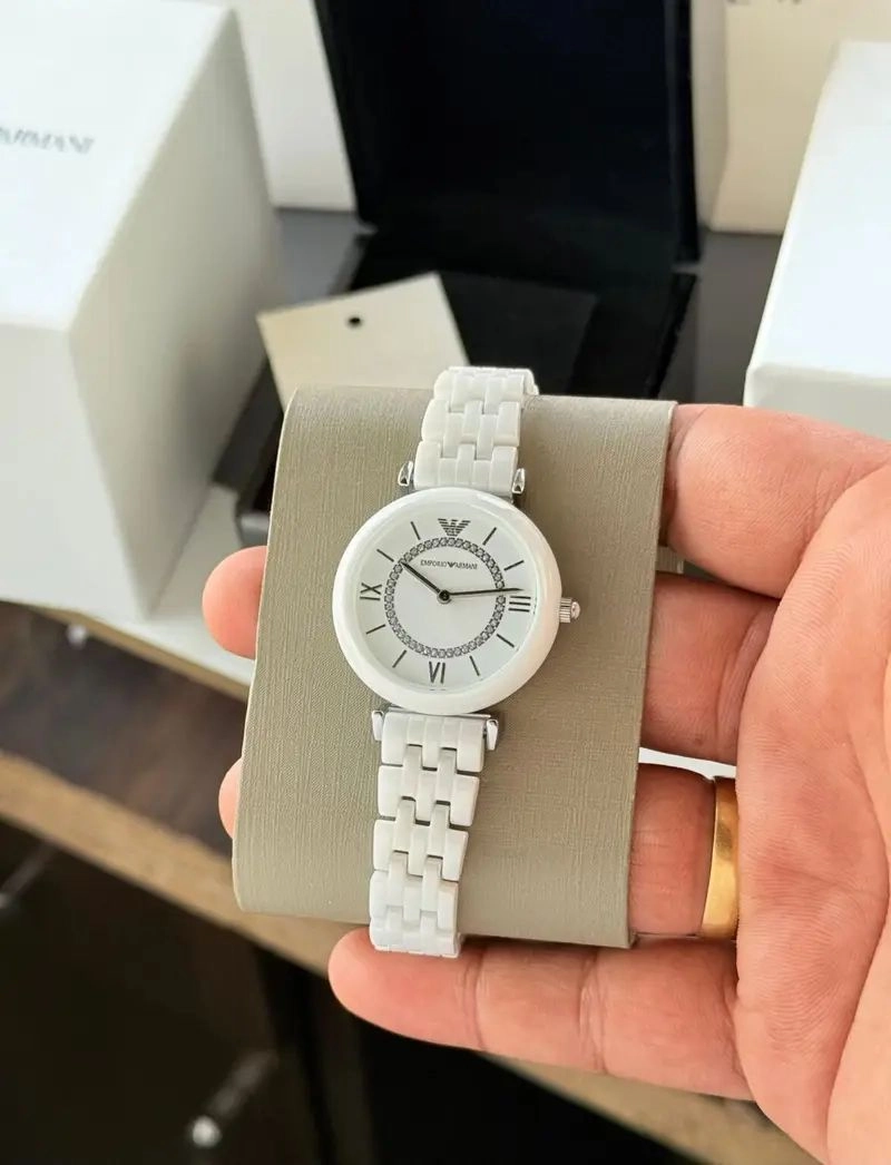 Emporio Armani Ceramica Quartz 4