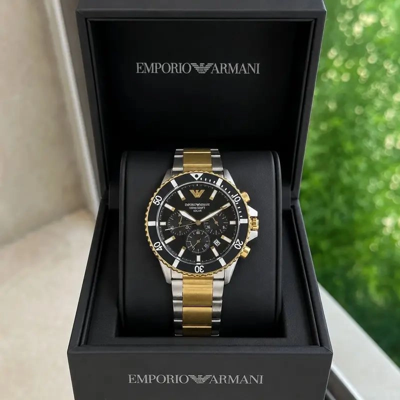 Emporio Armani World Explorer AR11680 1